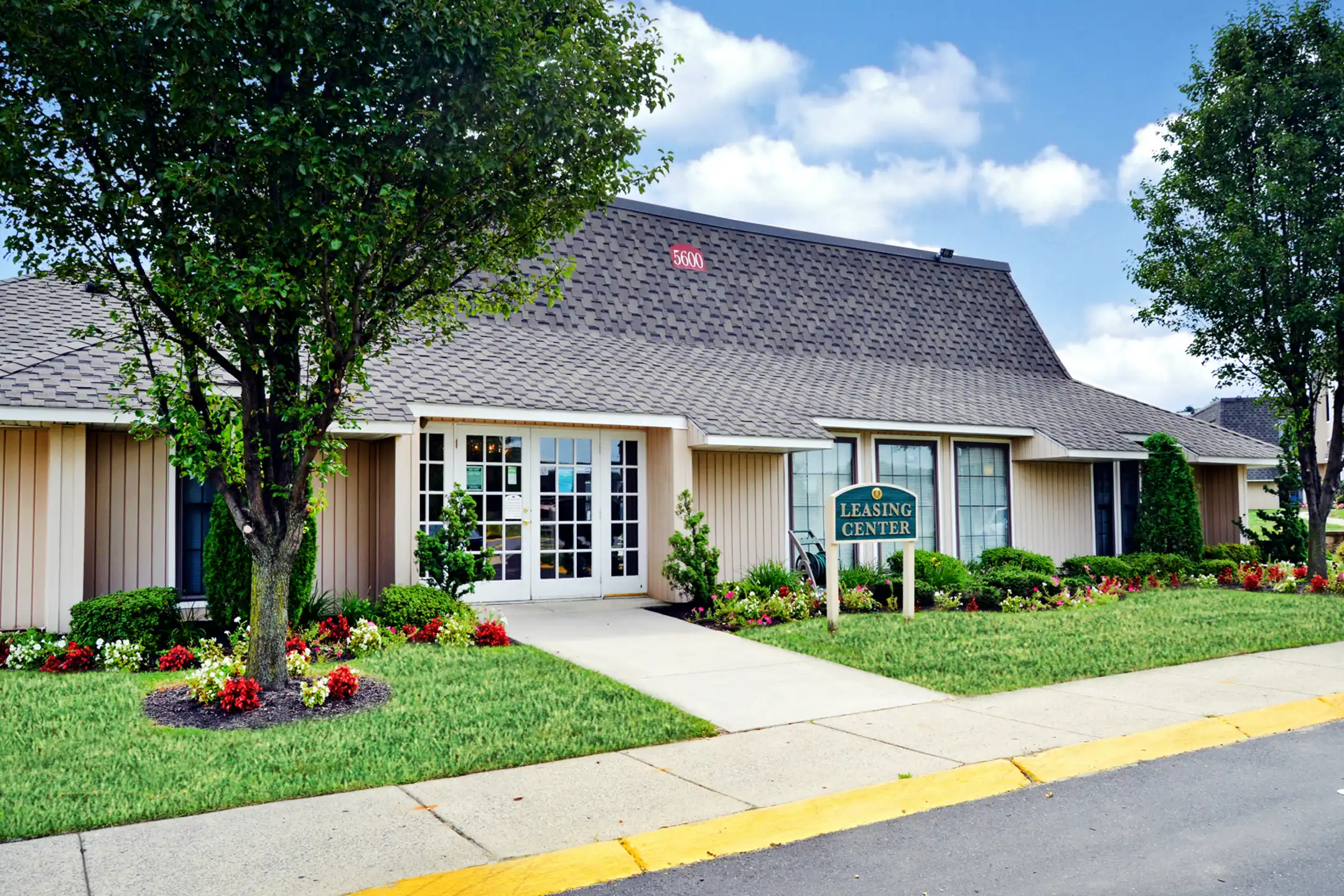 Inverness Apartments 5600 Shetland Way Westville, NJ Apartments for