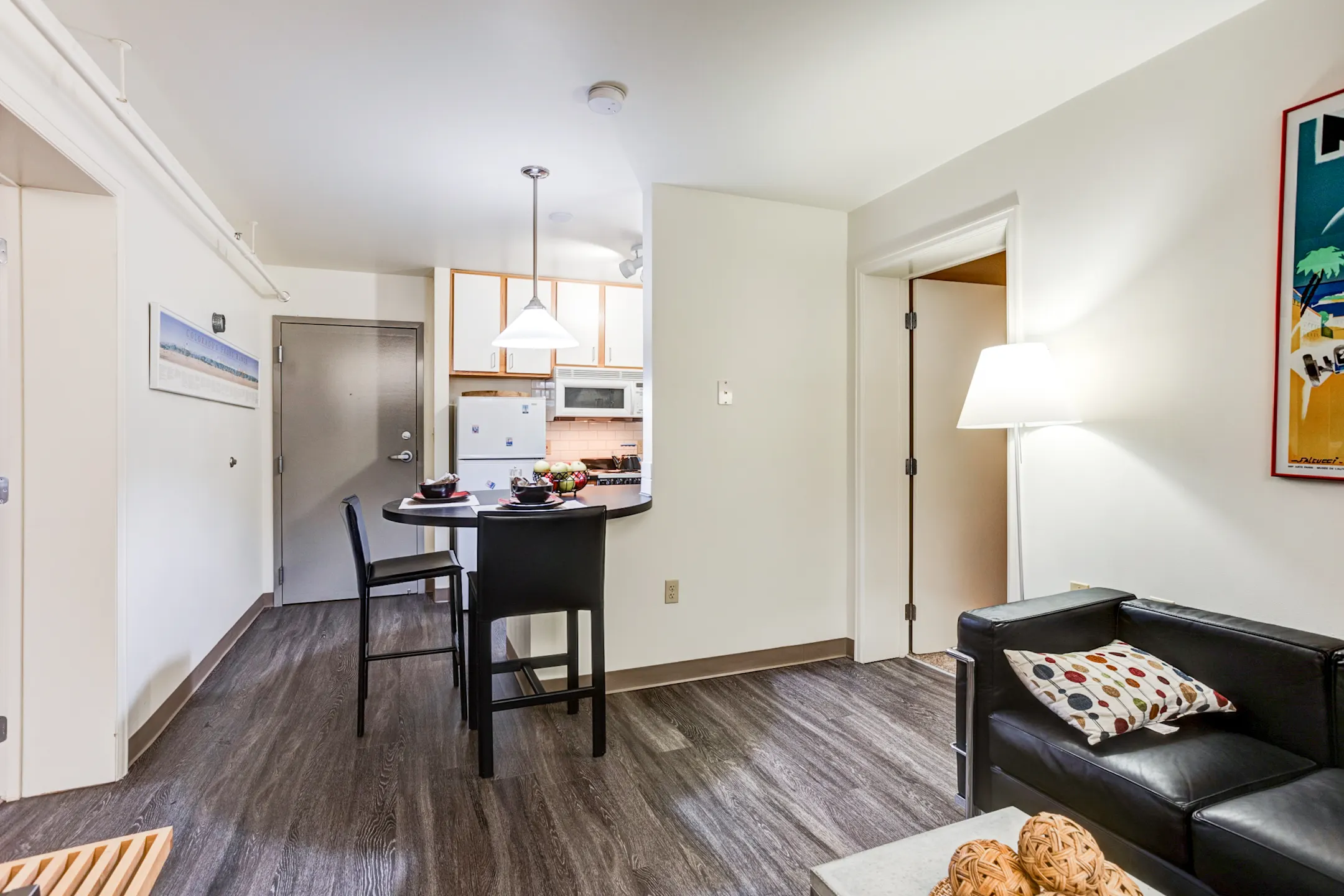 Century Towers Per Bedroom Lease Apartments Kansas City, MO 64124