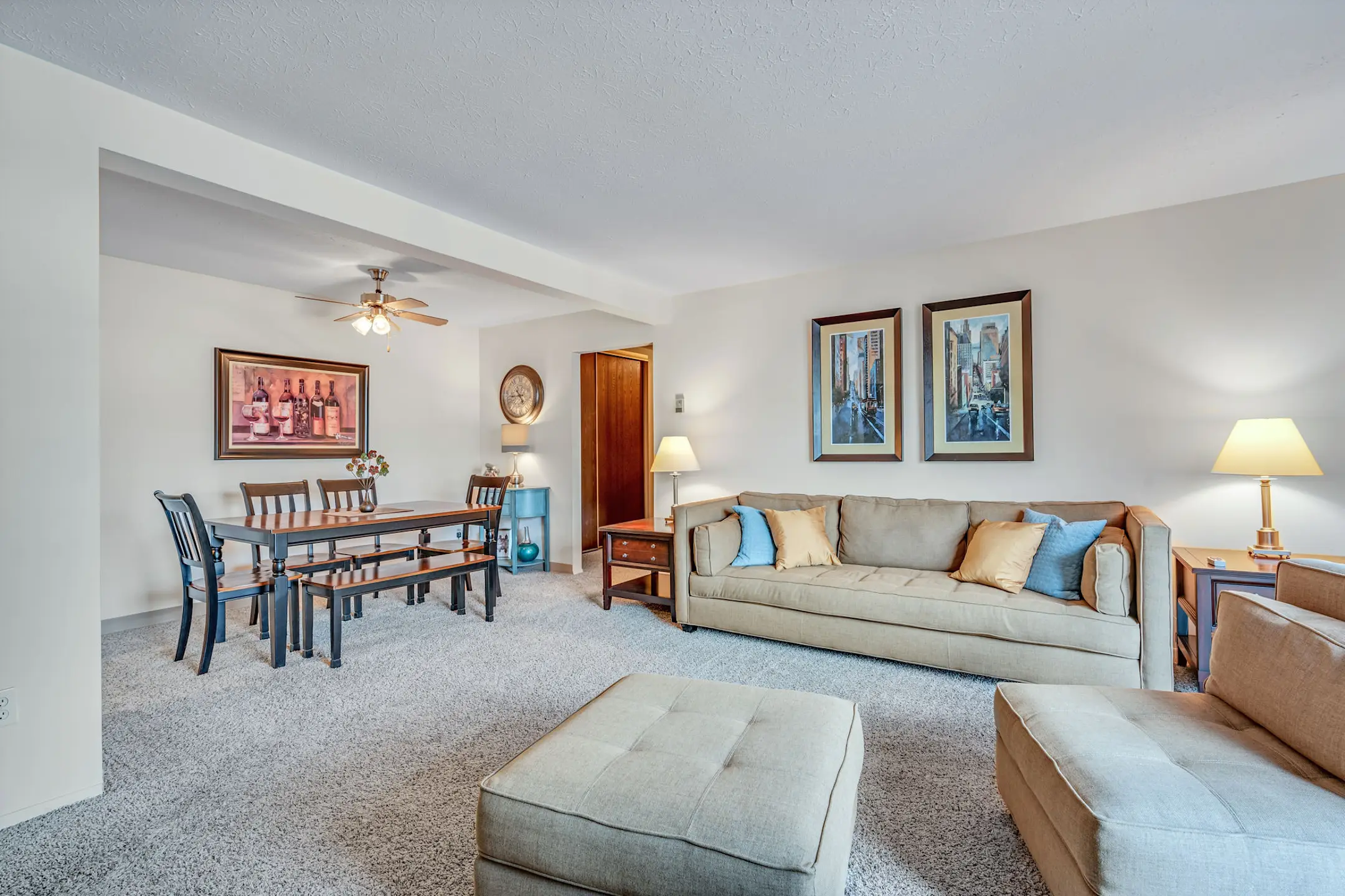 Oak Brook Gardens - 13911 Oakbrook Dr | North Royalton, OH Apartments ...