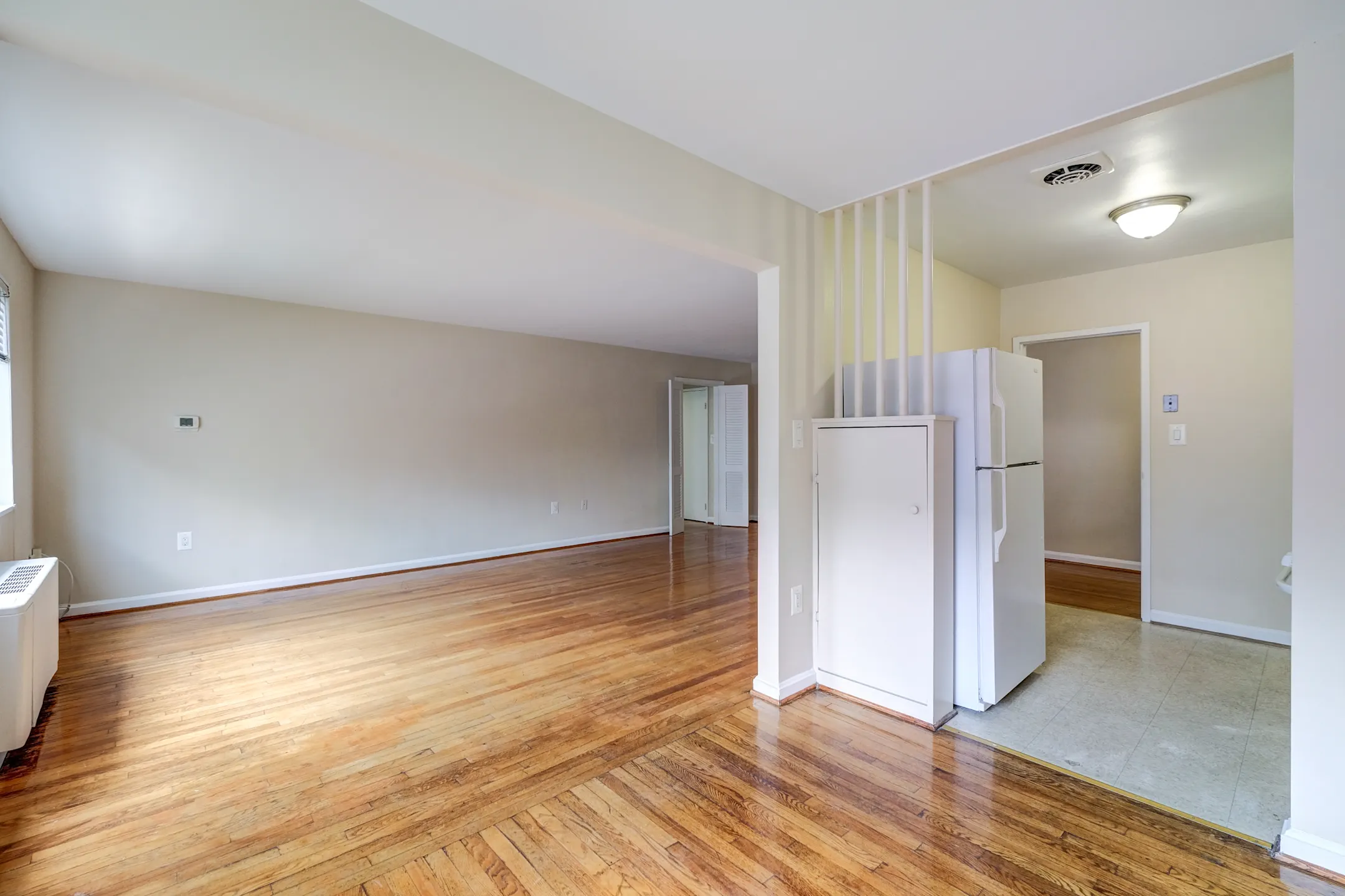 HOC Battery Lane 4998 Battery Lane Bethesda, MD Apartments for