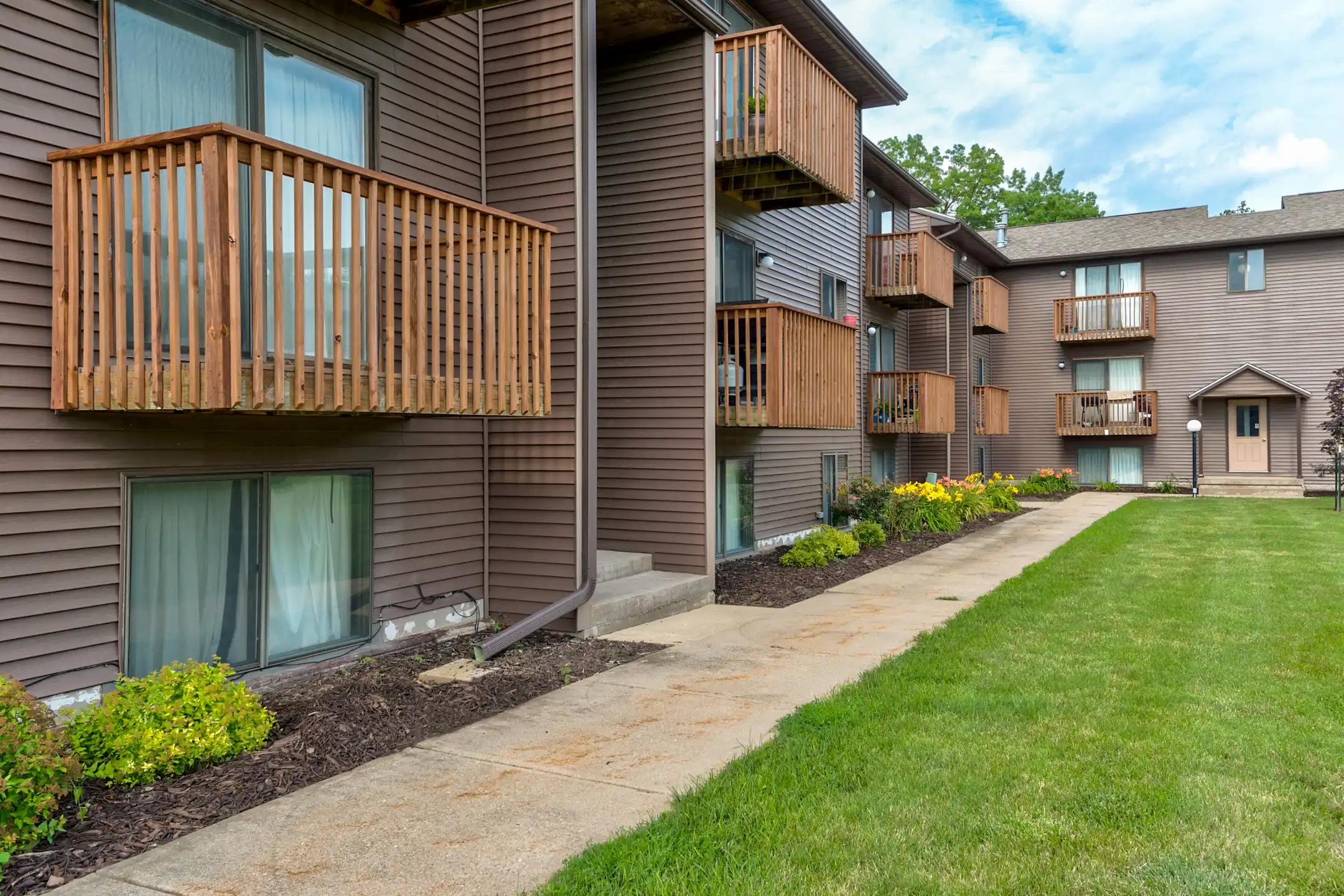 Parkside Manor 640 12th Ave Coralville, IA Apartments for Rent Rent.