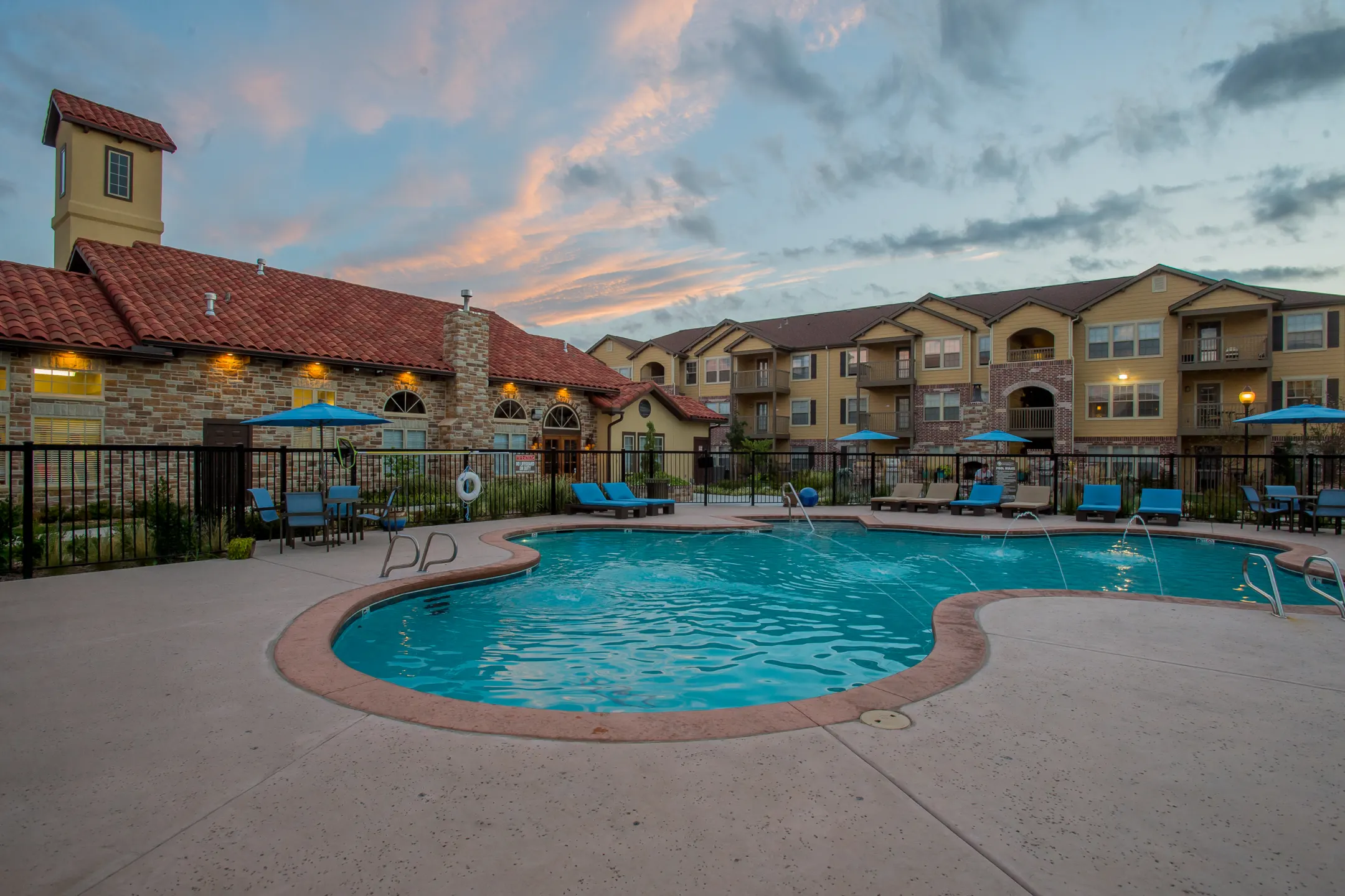 Pool - Portofino Apartments - Wichita, KS