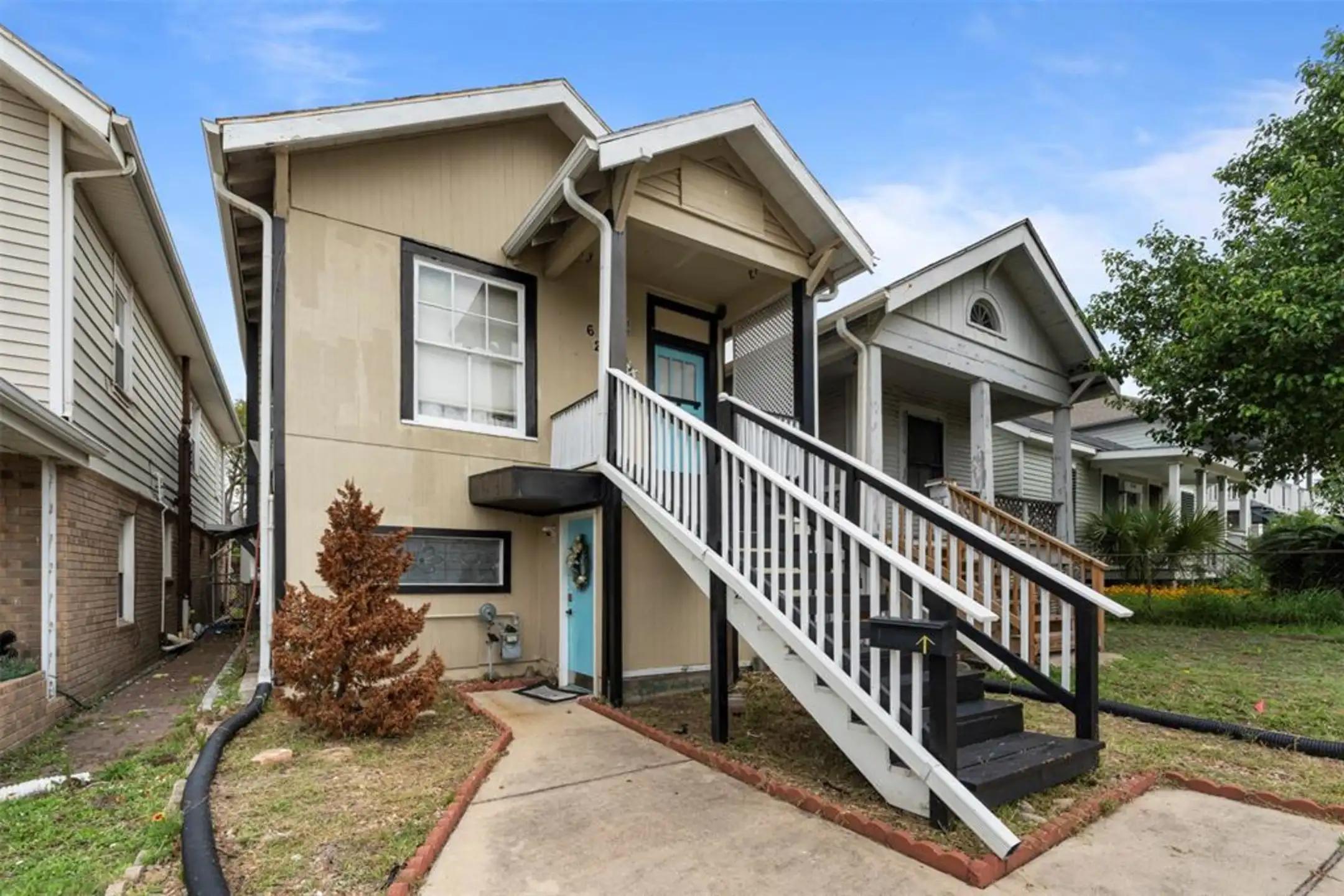 620 Avenue H Unit Down  