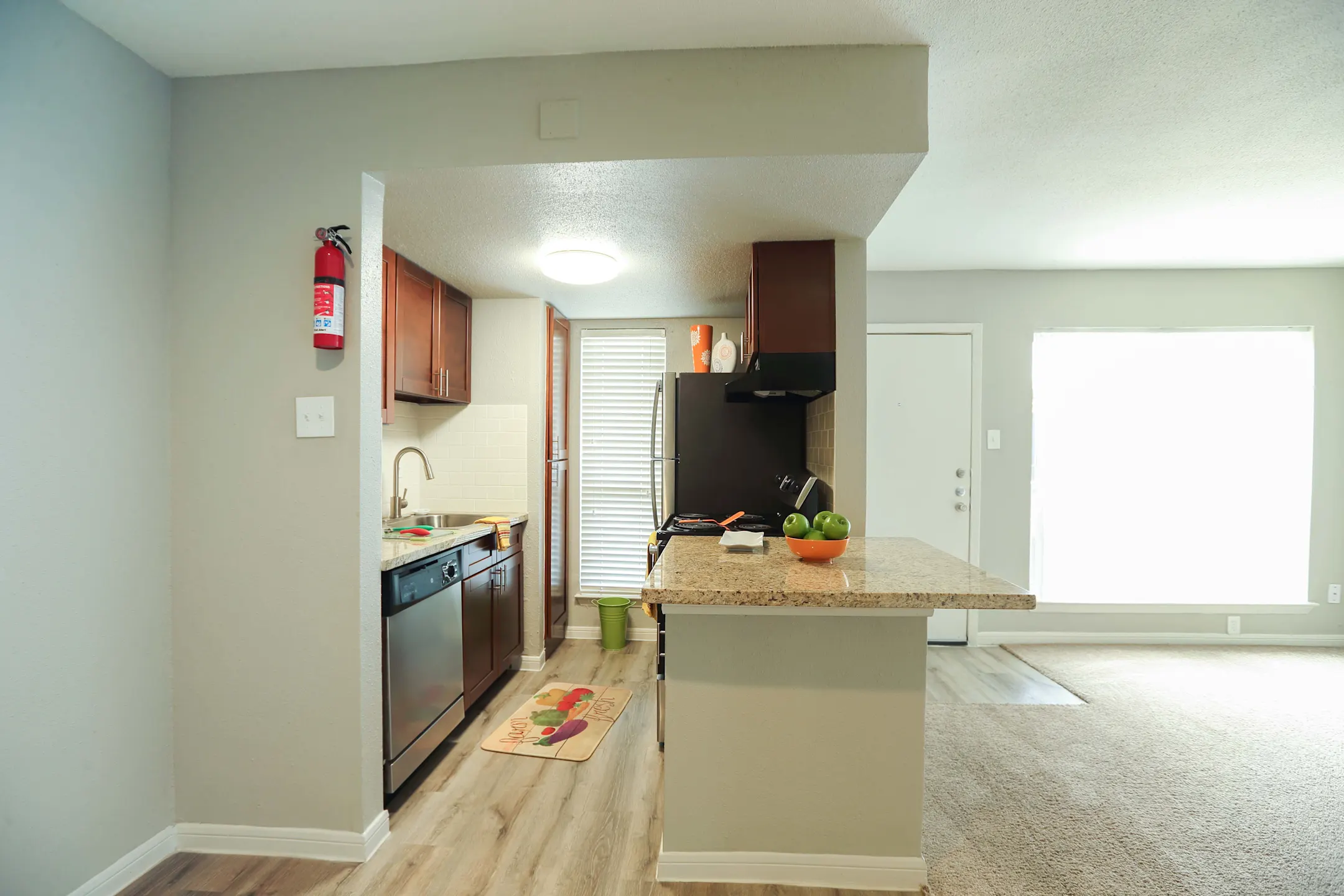 Kitchen - Willow Creek - Houston, TX