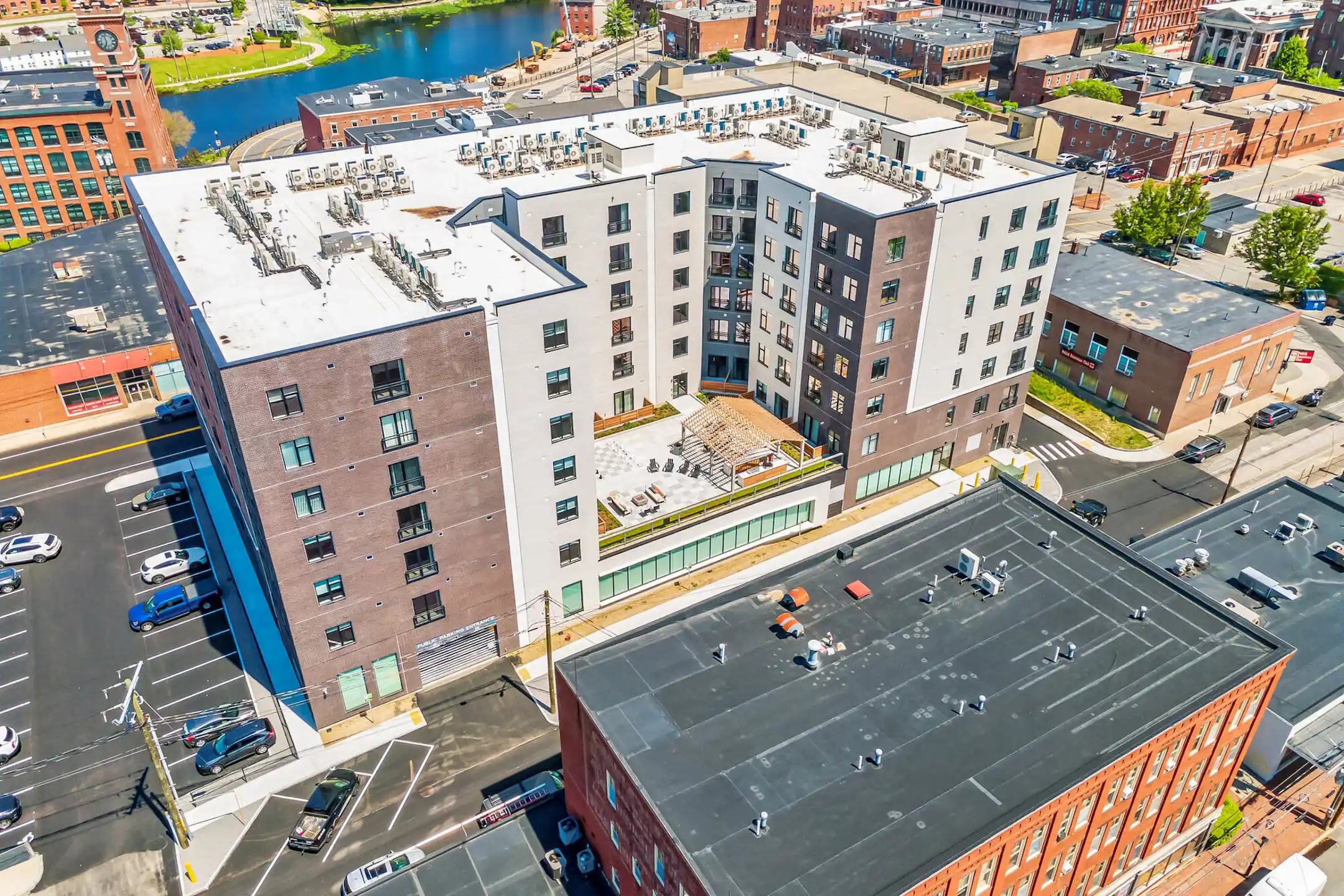 The Flats on High Street 44 High Street Nashua, NH Apartments for