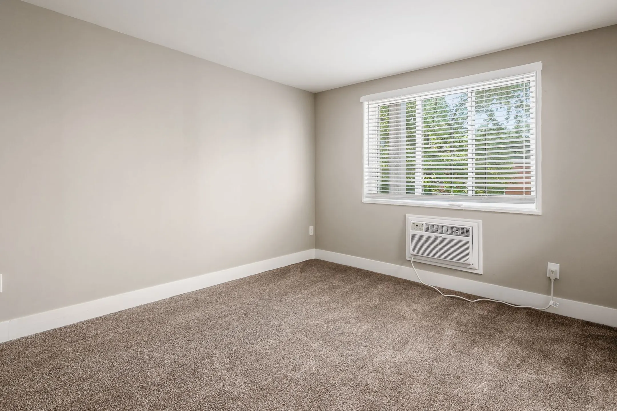 Columbus Park Apartments Apartments Columbus, OH 43207