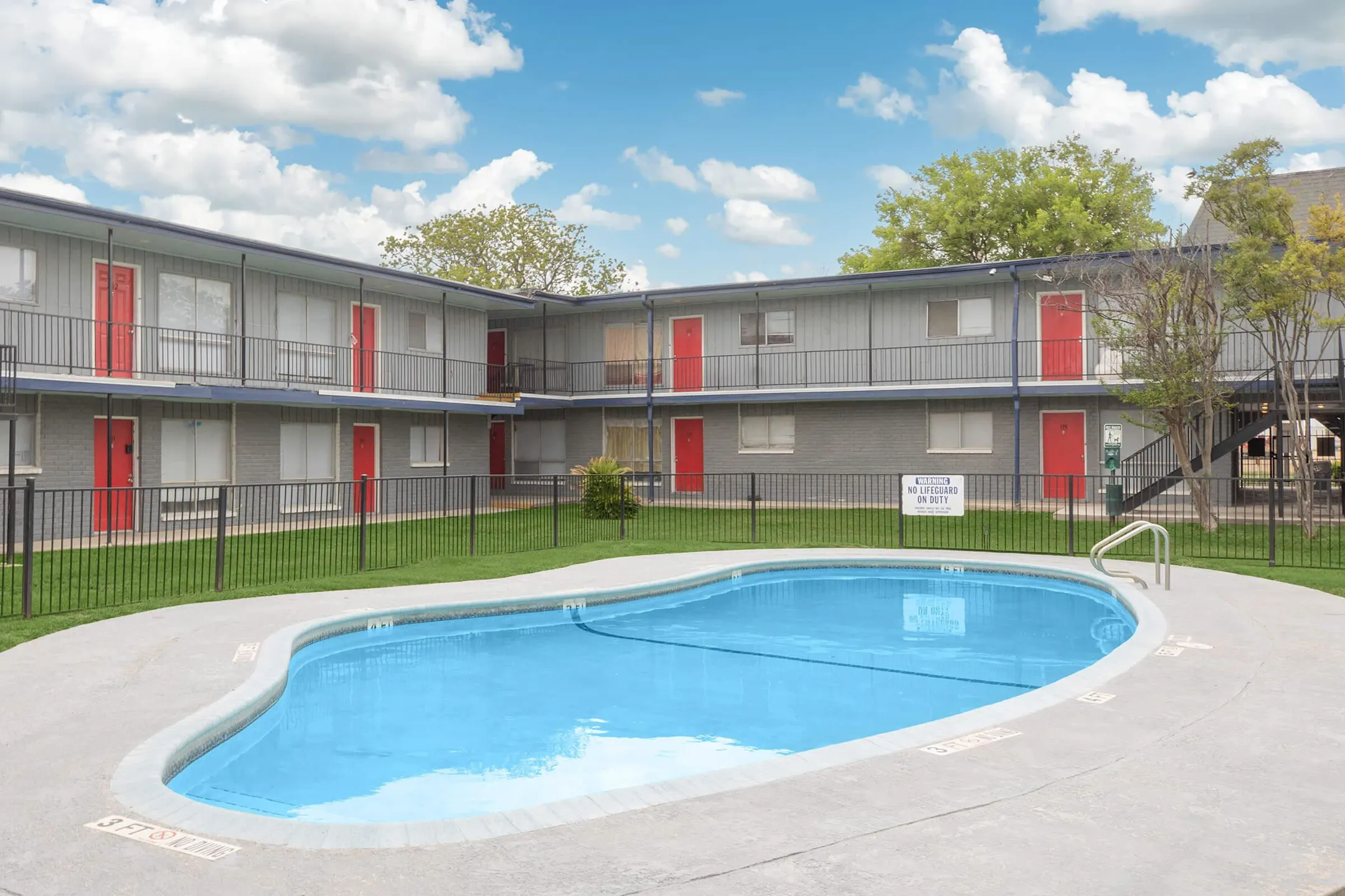 Horizon Apartments 4848 Goldfield San Antonio, TX Apartments for