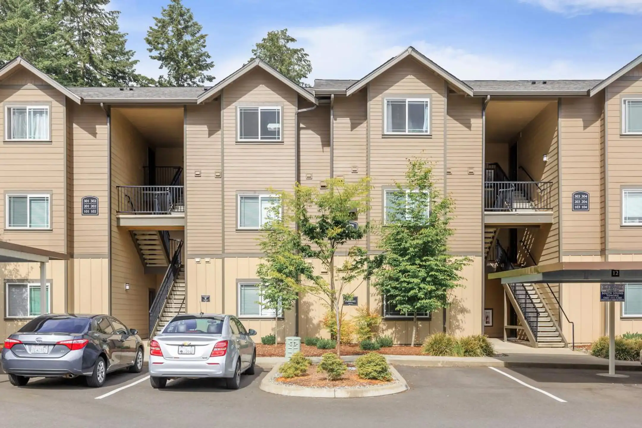 8Hundred West Apartments Olympia, WA 98503