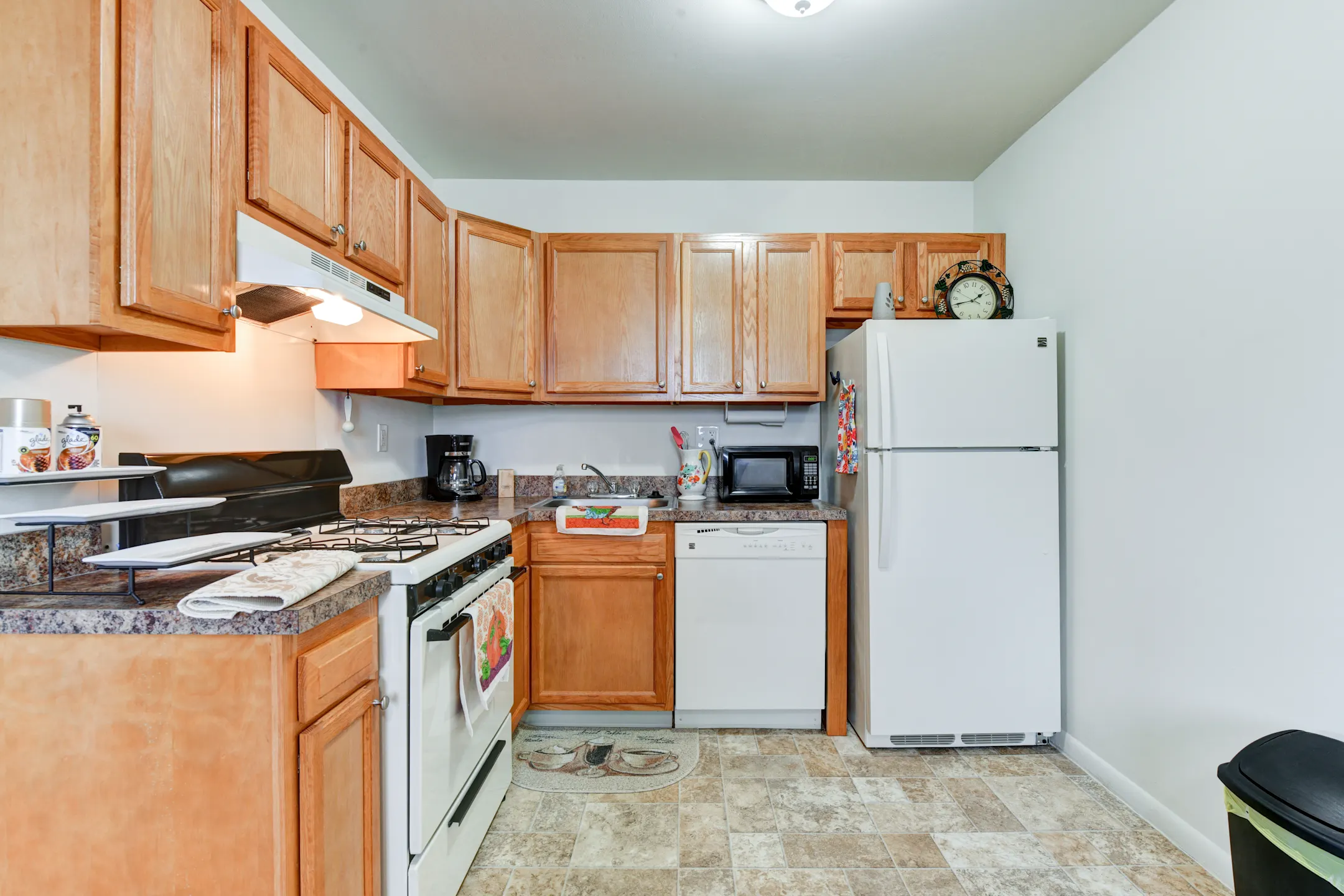 Presidential Court Apartments Runnemede, NJ 08078