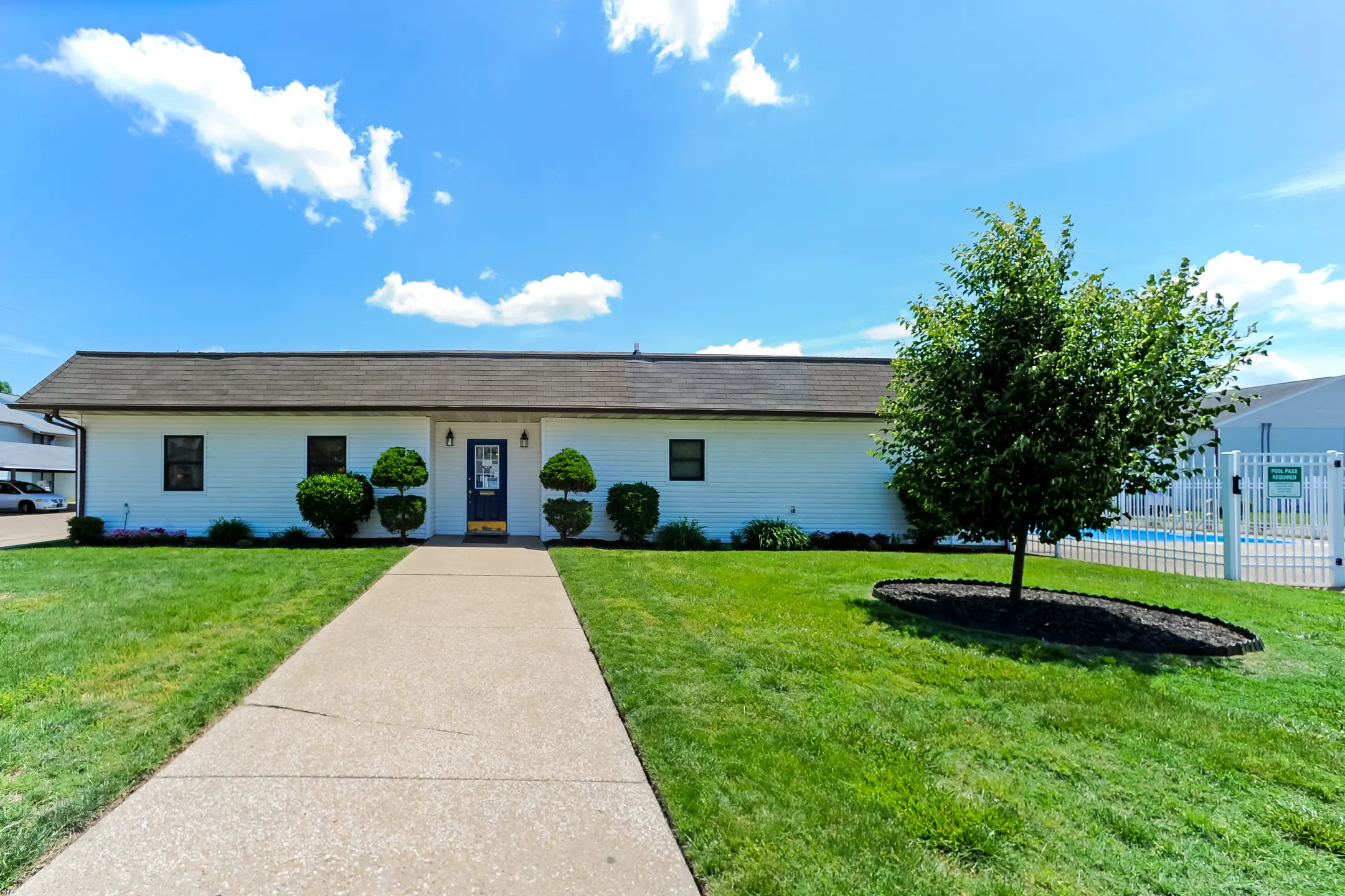 Eastlodge Apartments Evansville, IN 47715