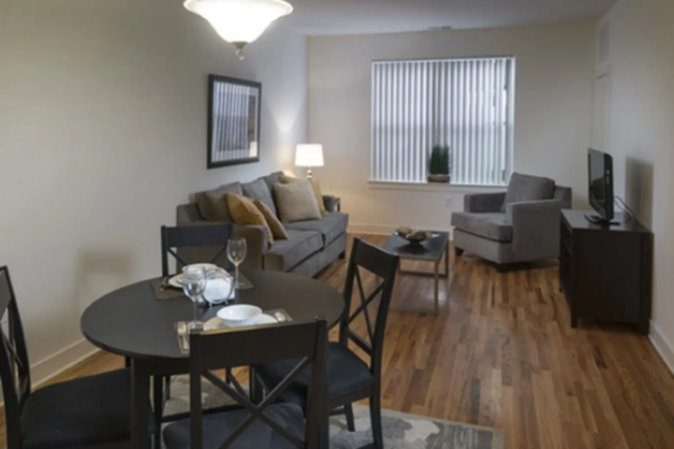 Gateway at Carteret 101 Roosevelt Ave Carteret, NJ Apartments for