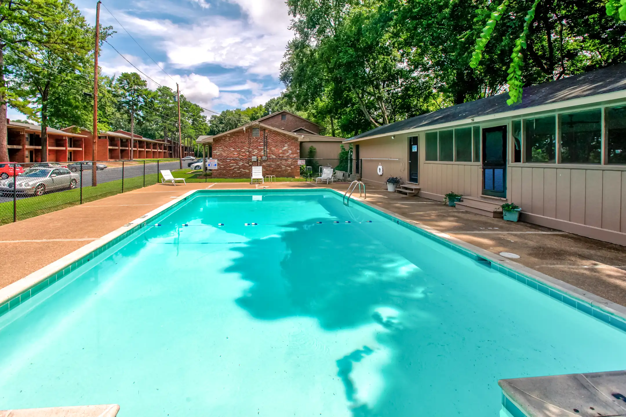 Riverwalk Townhomes At Wedgefield Court Apartments Columbus GA 31903