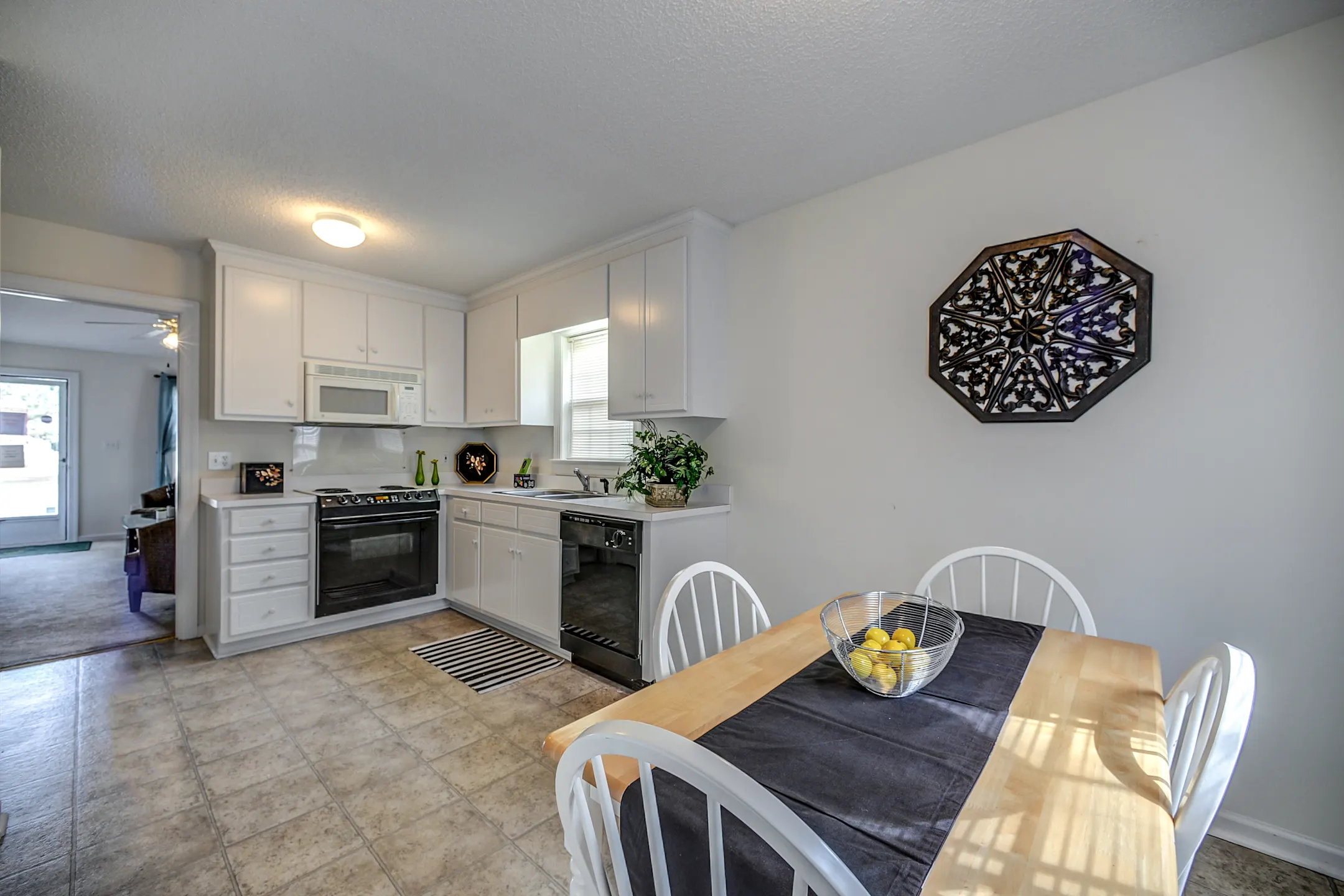 Candlewood Apartments 401 Brook St Clayton, NC Apartments for Rent