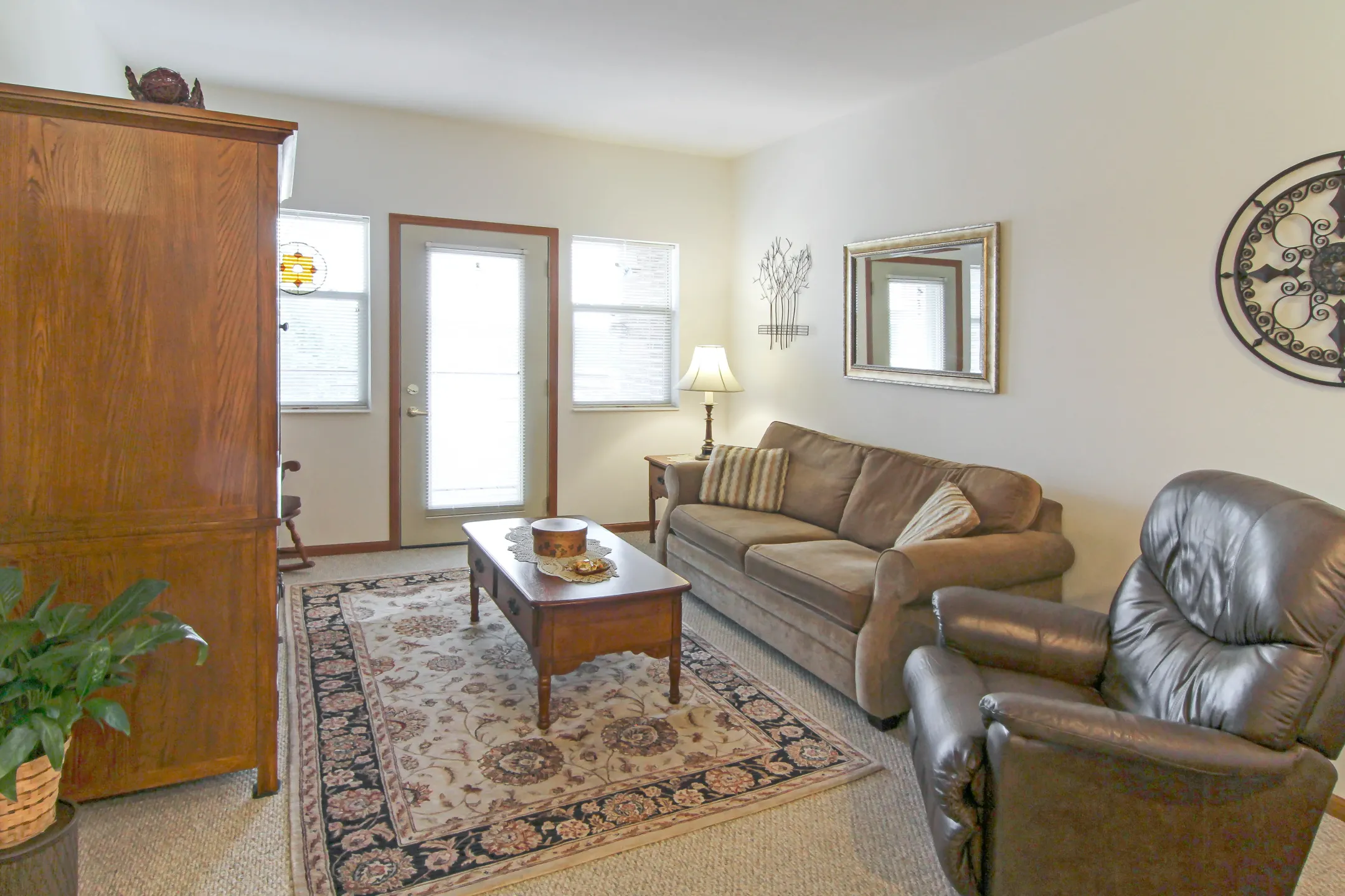 Living Room - Cannery Row Senior Community - Waunakee, WI