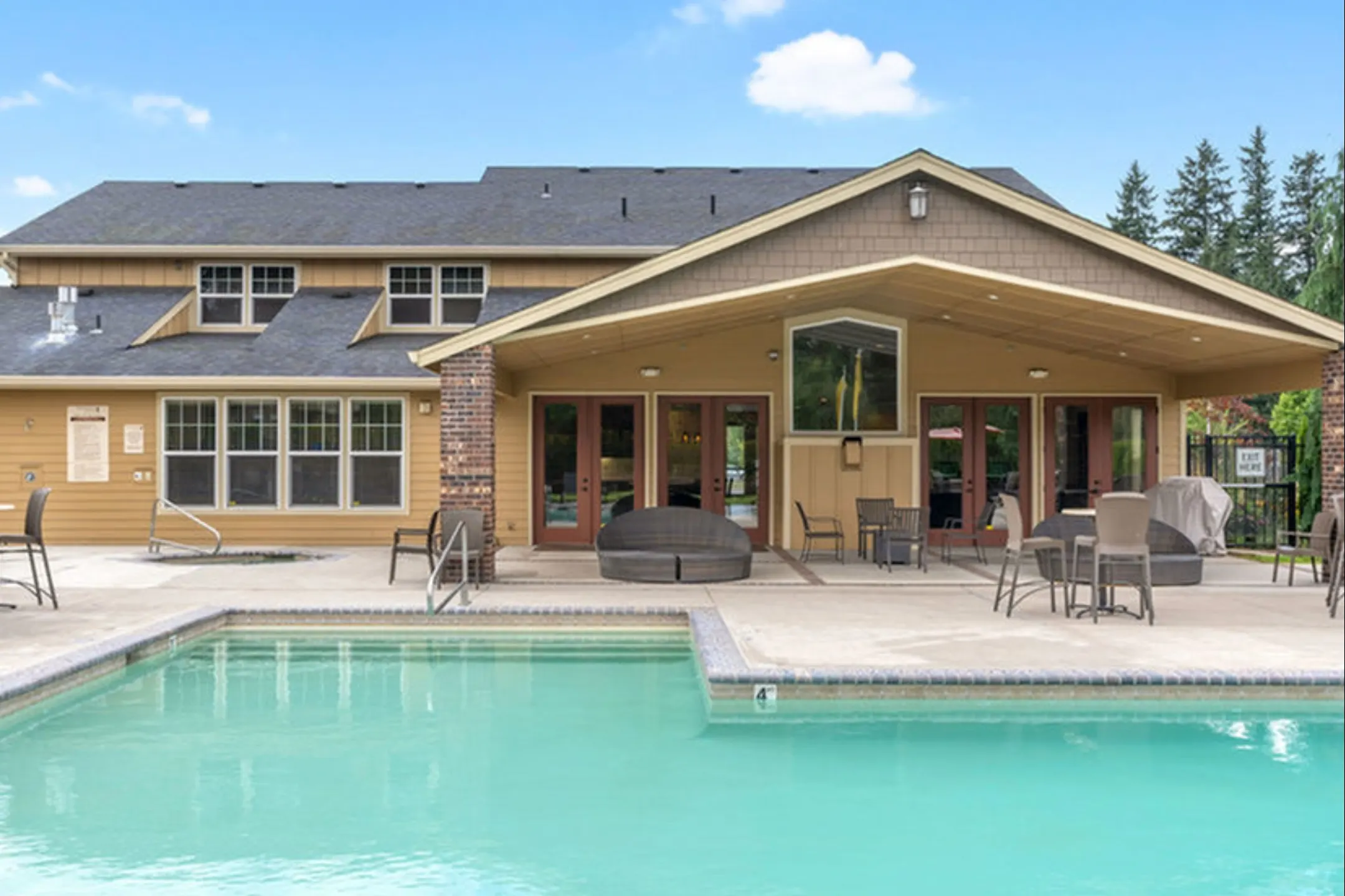 Pool - North Glen Villas - Vancouver, WA
