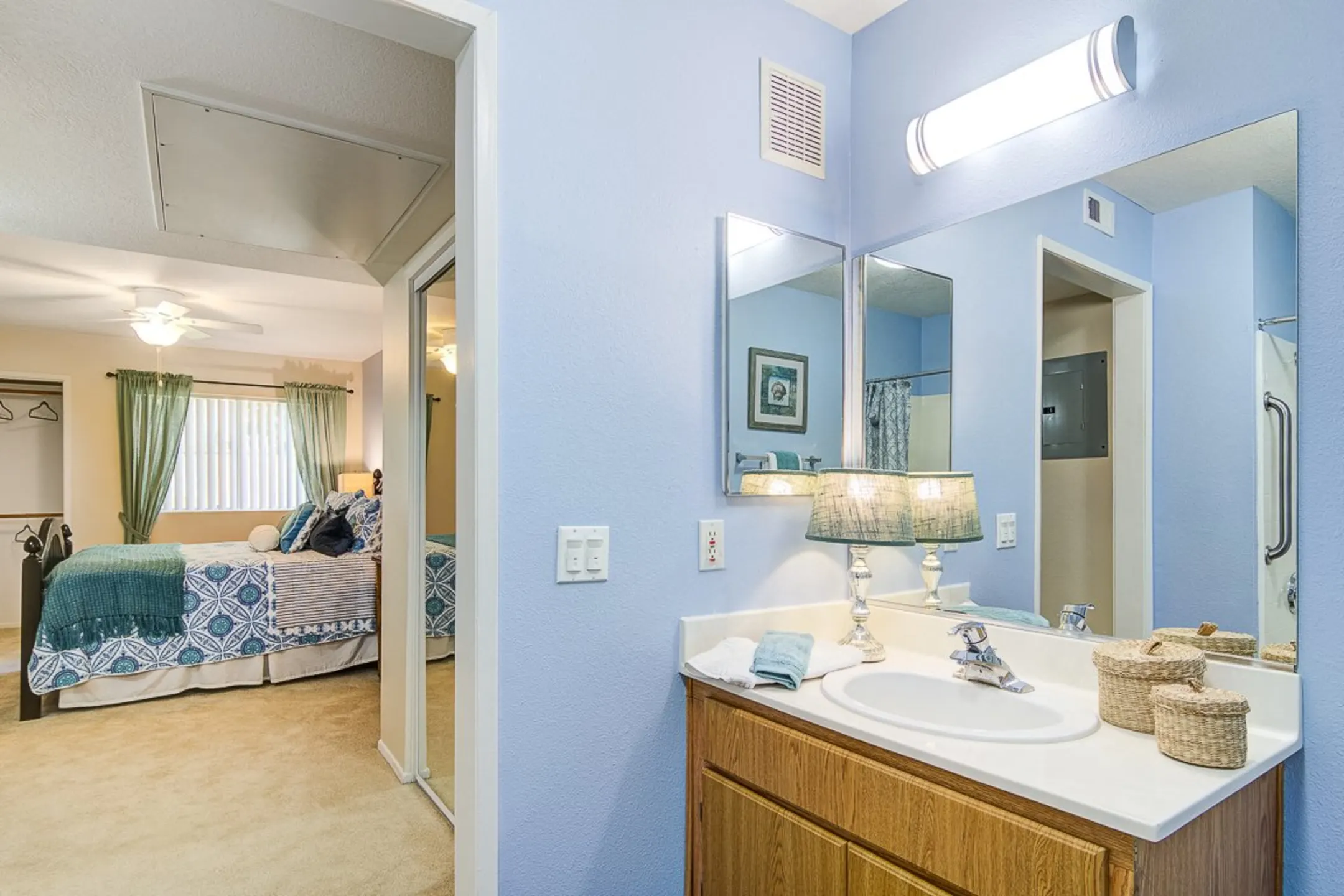 Bathroom - Palm Island Senior Living +55 - Fountain Valley, CA
