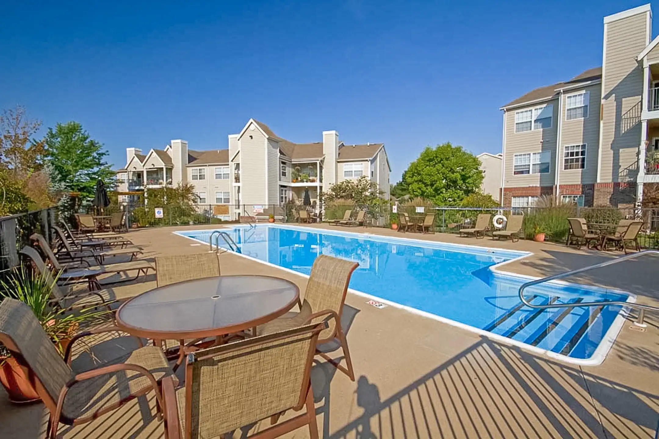 Cobblestone Village Apartments Springfield, MO 65804