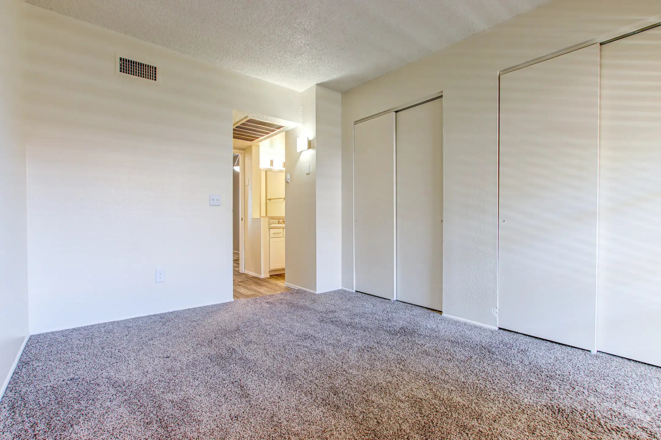 Zona Rio Apartments Apartments Tucson, AZ 85745