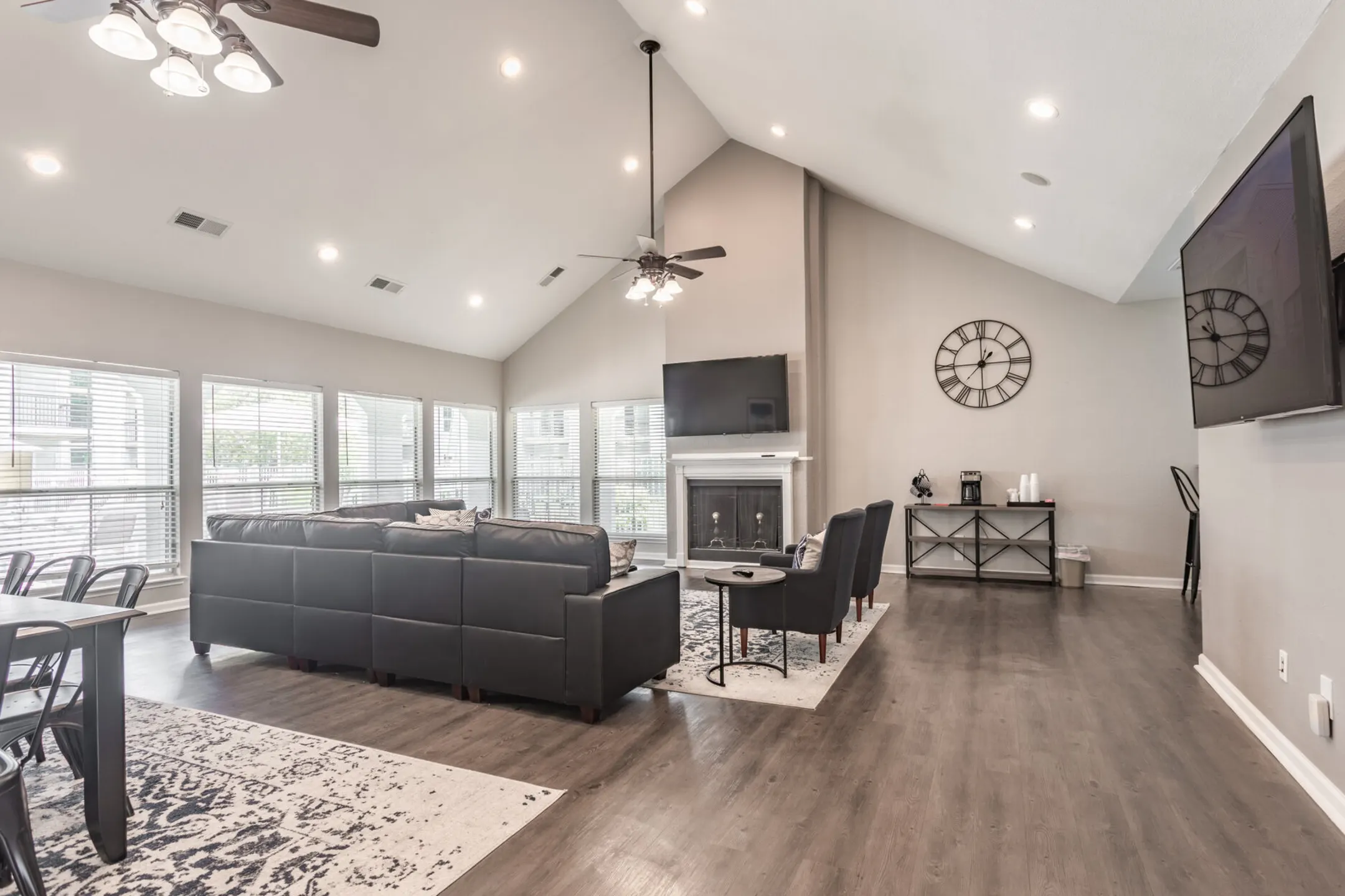 Legends At The Beach Apartments Virginia Beach, VA 23452