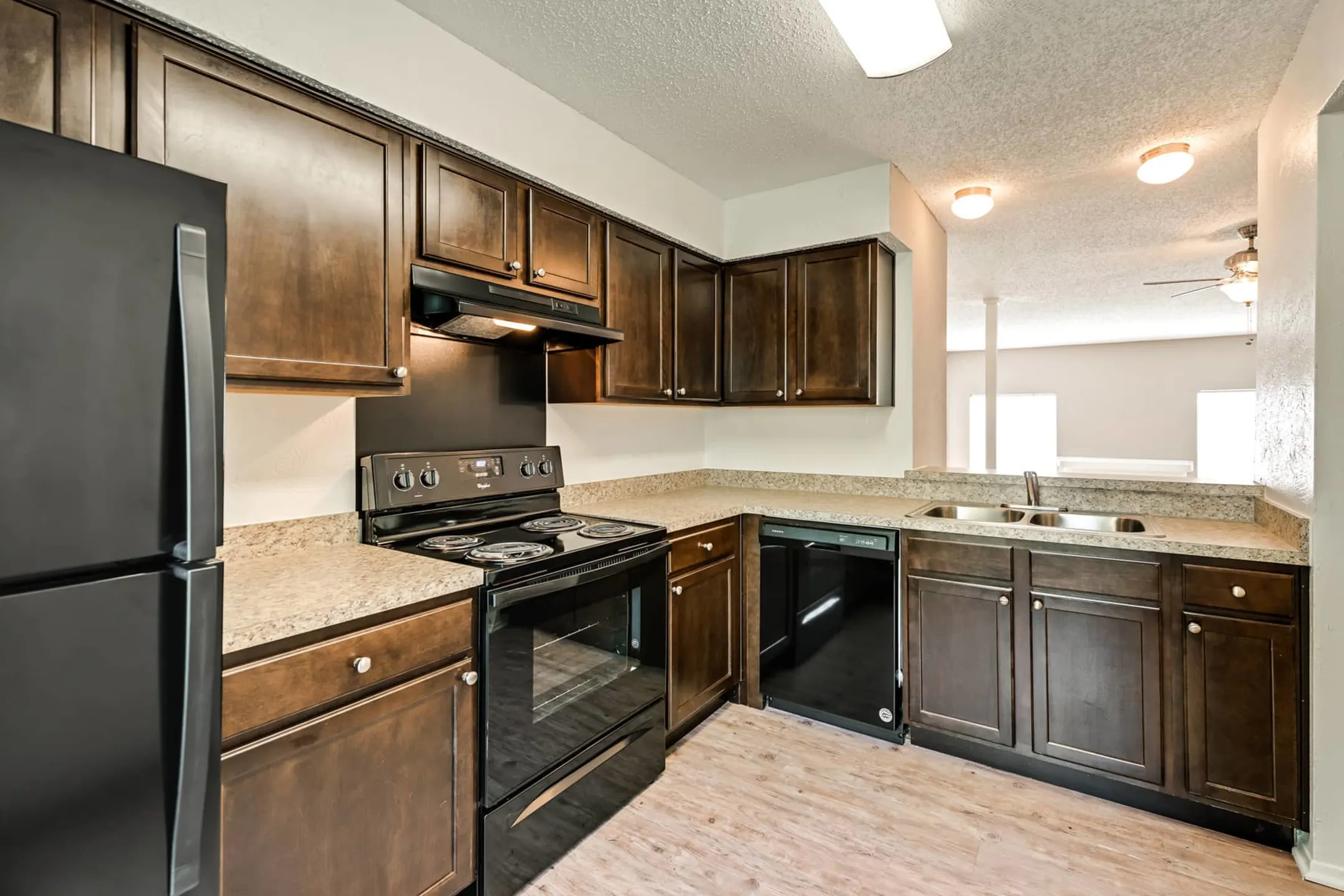 Addison Apartments at the Park 3925 Vitruvian Way Addison, TX