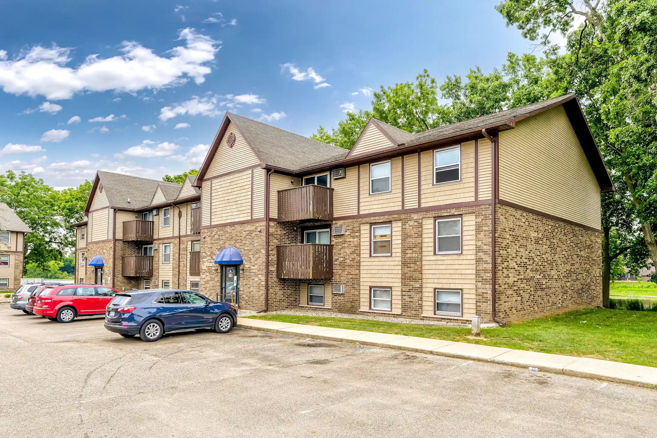 Sunset Lake Apartments 343 Frakes St Vicksburg, MI Apartments for