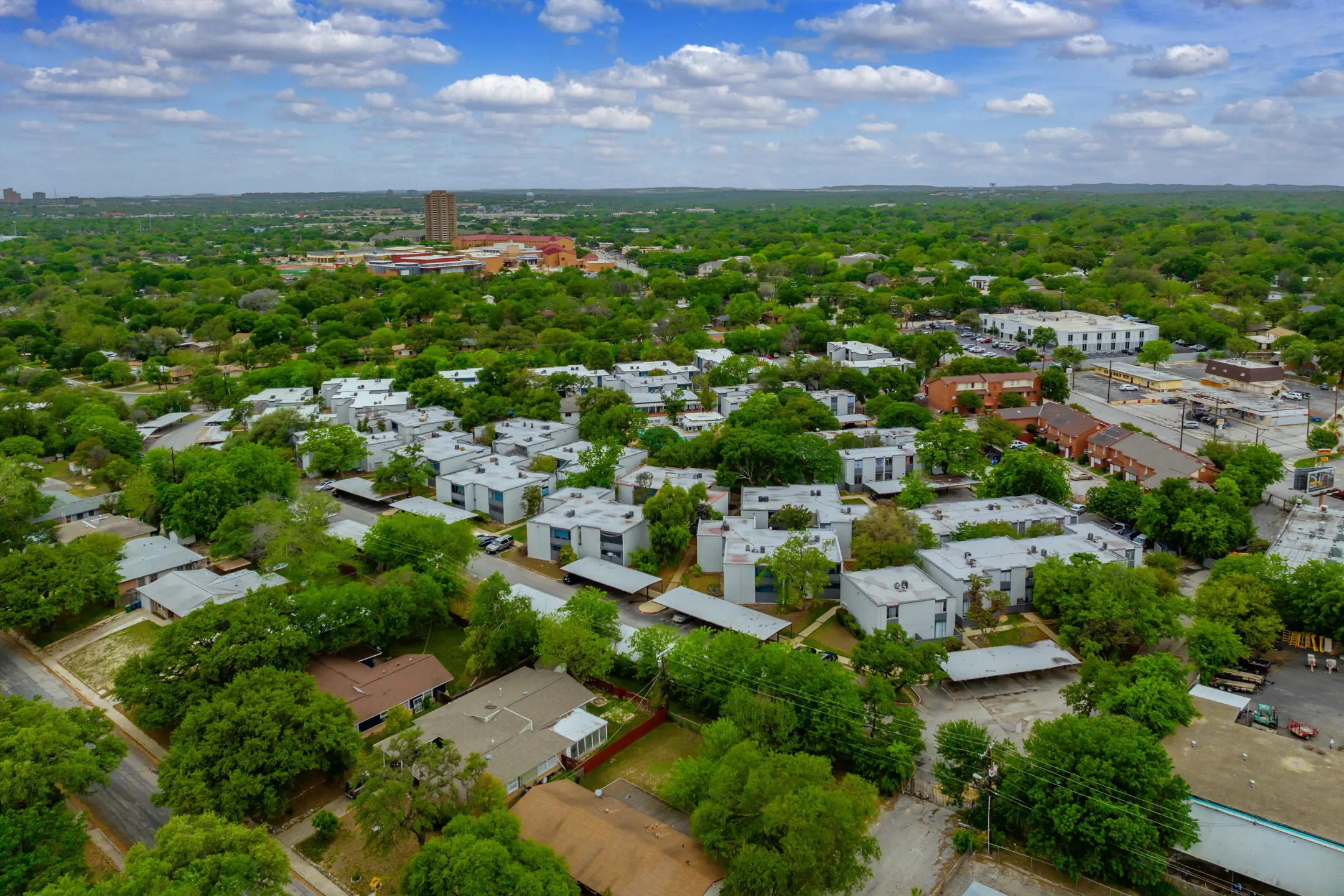 Ayla at Castle Hills Apartments San Antonio, TX 78213
