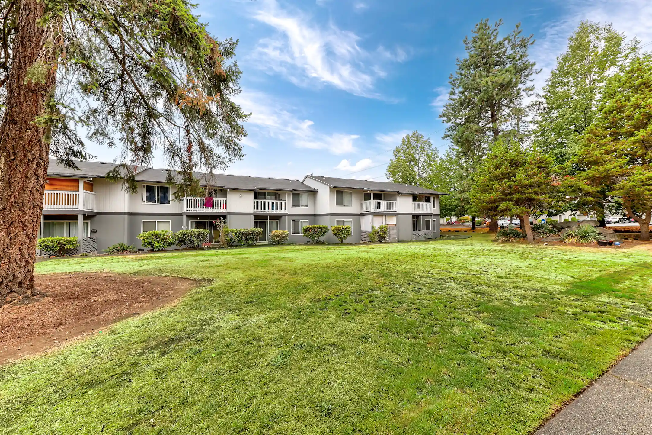 Building - Waterfall Apartments - Tacoma, WA