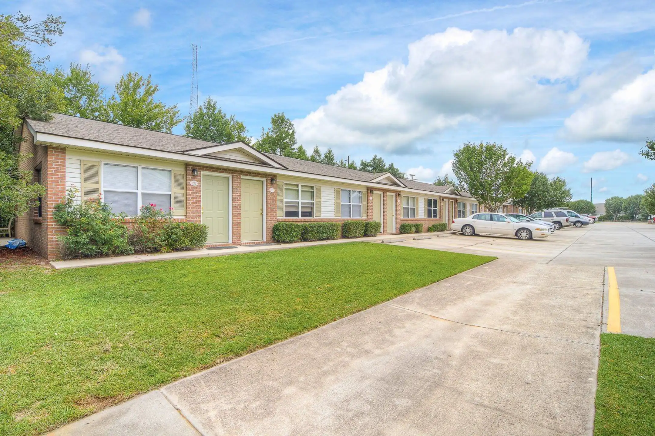 Garden Grove Apartments Murrells Inlet, SC 29576