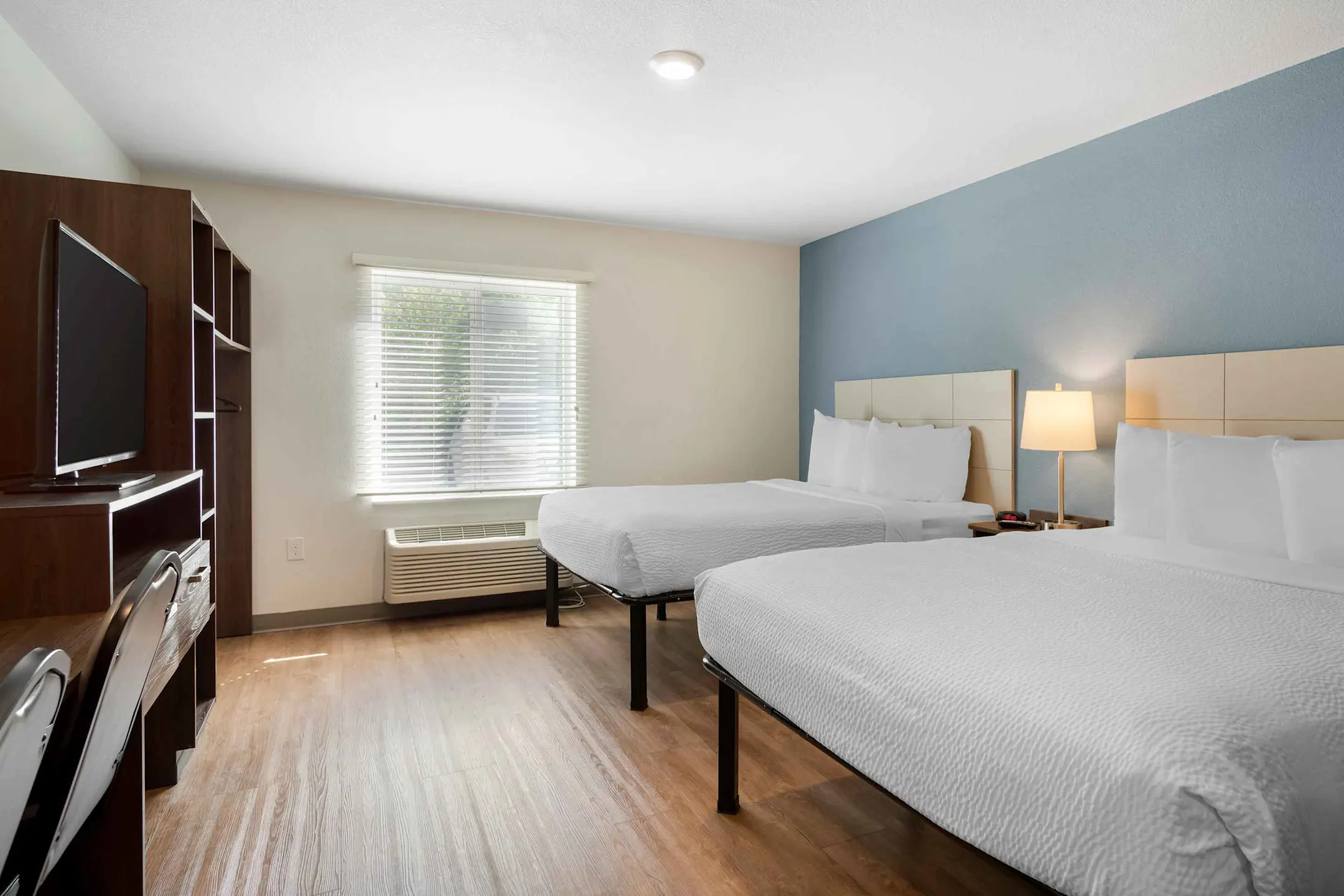 Furnished Studio Charlotte Matthews 1424 MatthewsMint Hill Road