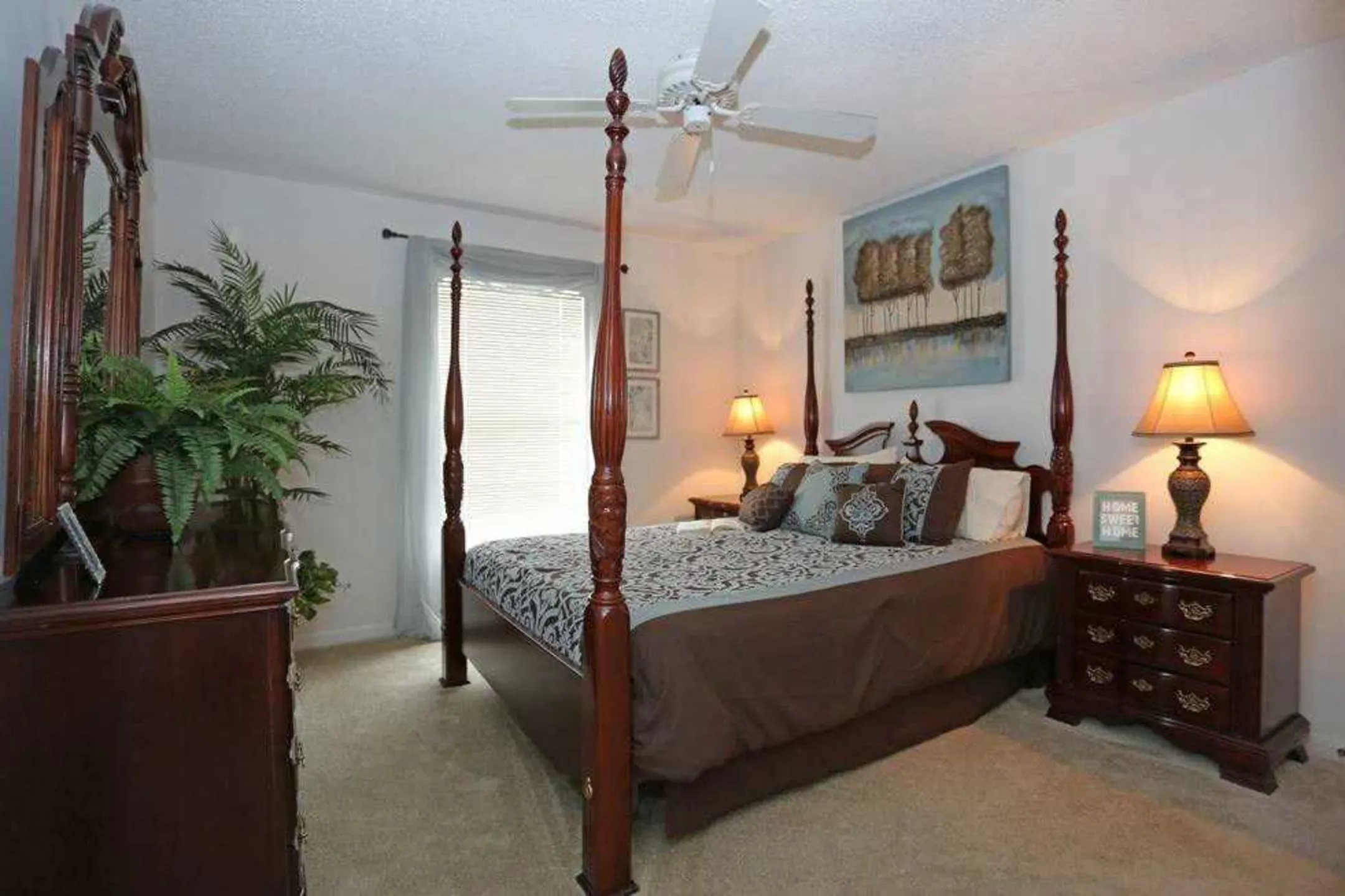 Brookside Manor Apartments - Brandon, FL 33511