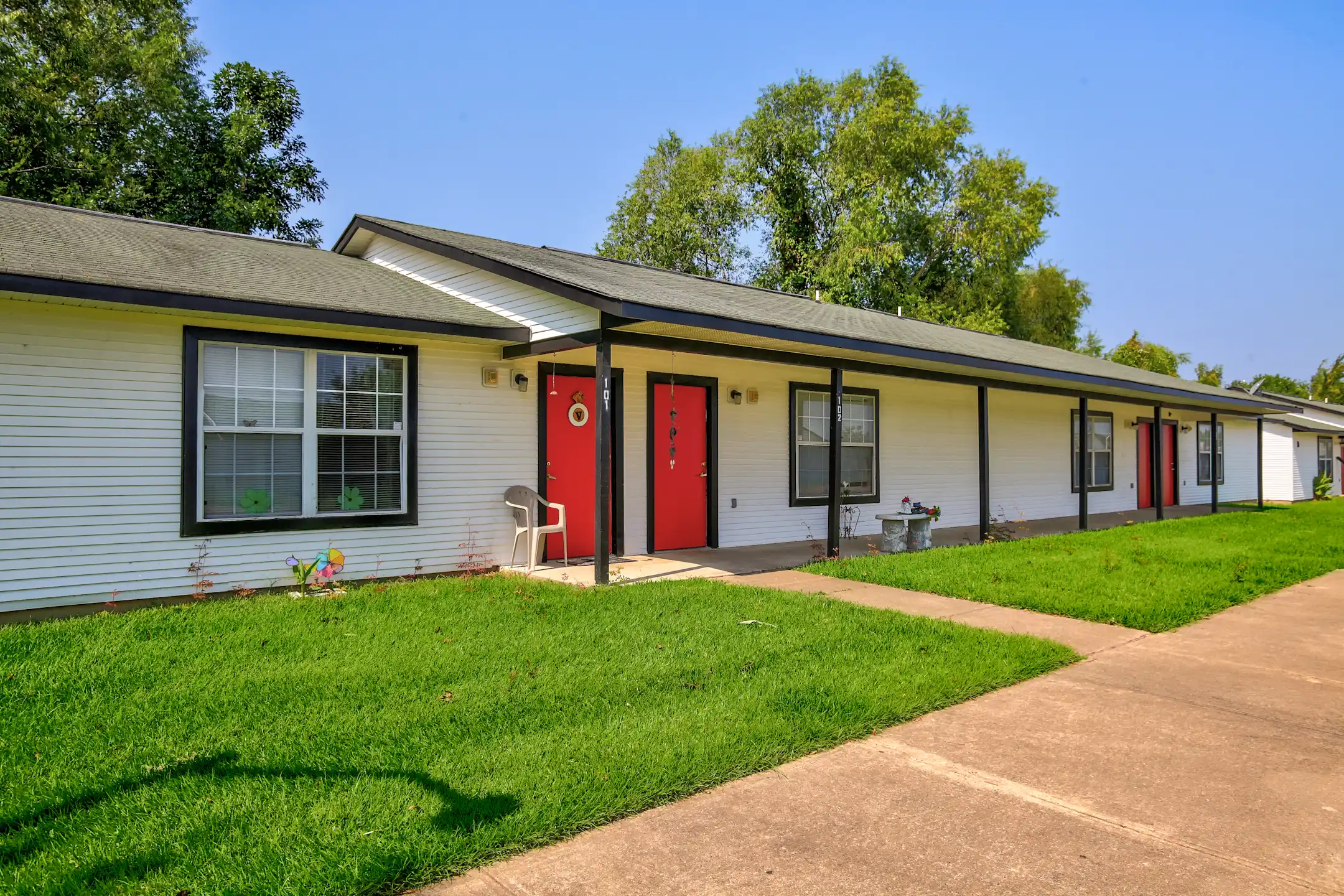 Windsor Village Apartments 1920 N Hearne Ave Shreveport, LA
