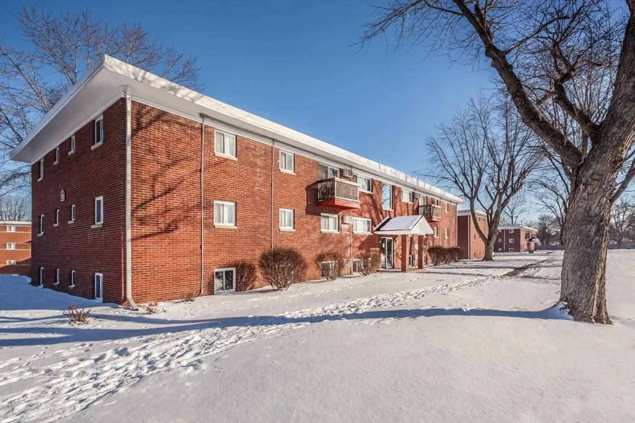 Maple Creek Village Apartments Apartments - Indianapolis, IN 46222