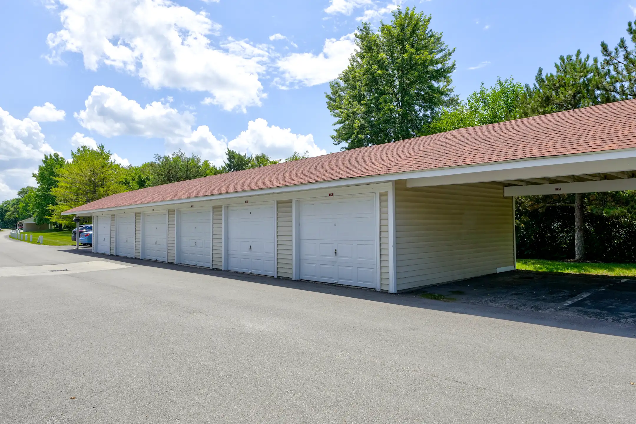 Sunlake Apartment Homes Apartments Fishers, IN 46038