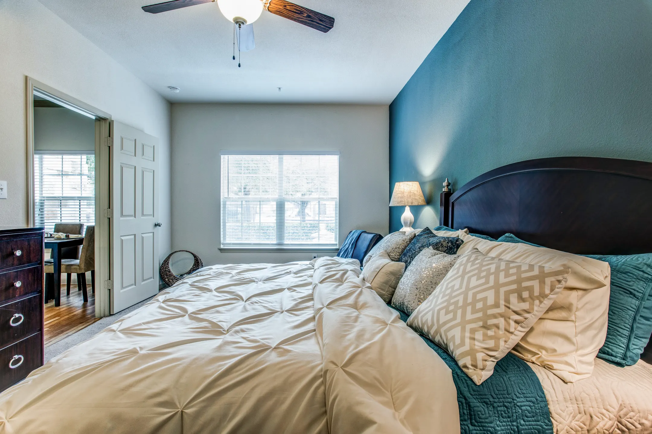 Bedroom - Lookout Hollow Apartments - Selma, TX