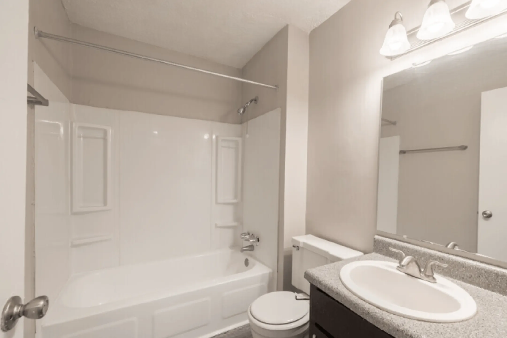 Bathroom - Timberland Apartments - Savannah, GA