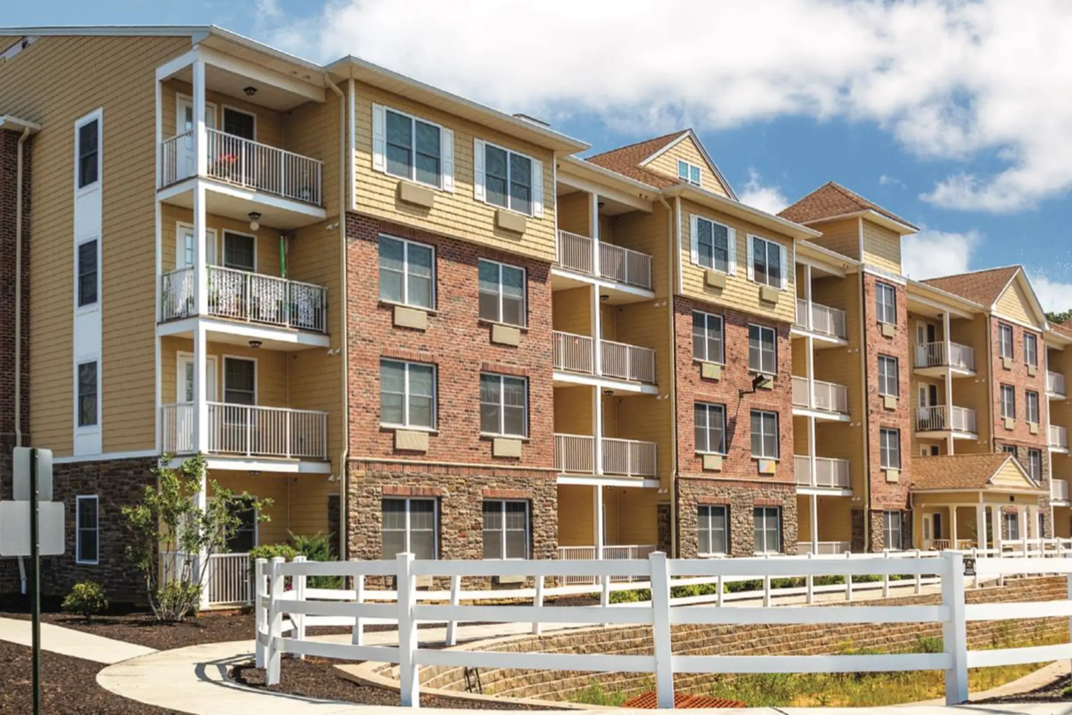 Gillette Towers 55+ Senior Community 100 Kennedy Dr Sayreville, NJ