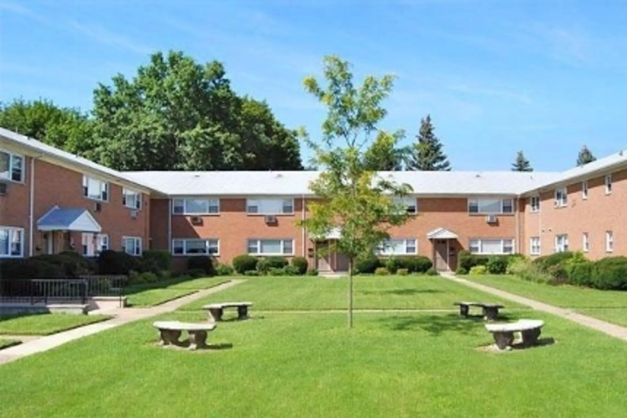 Hawthorne Commons at Lafayette Apartments Hawthorne, NJ 07506