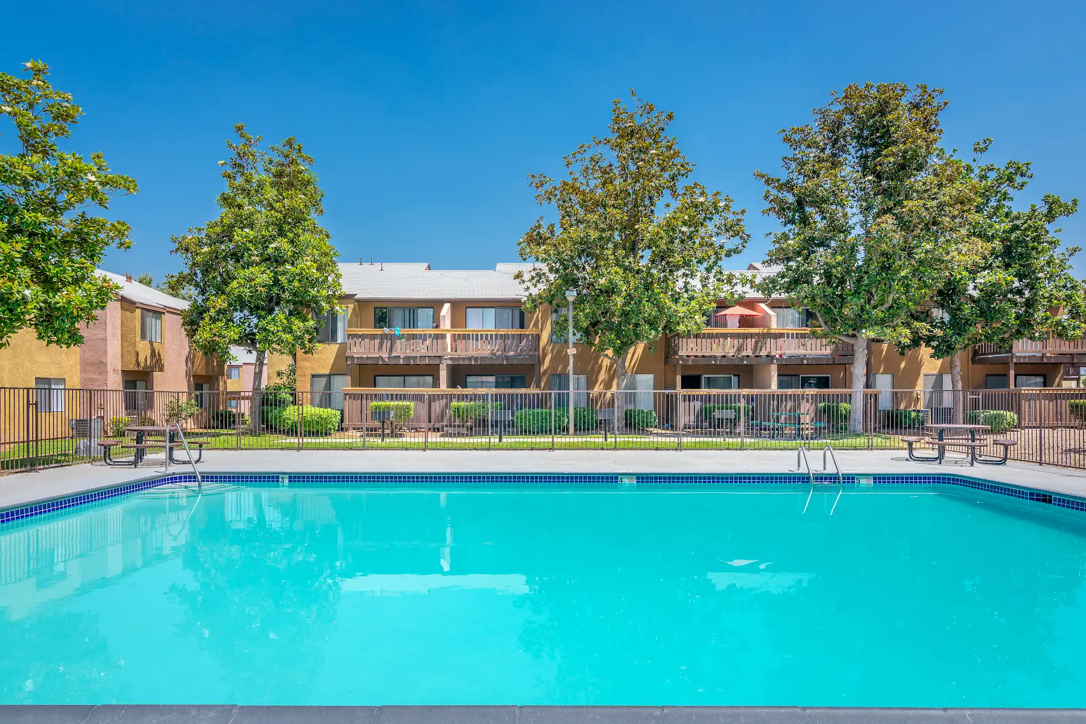 Ascot Park Apartments 1422 E 9th St San Bernardino, CA Apartments