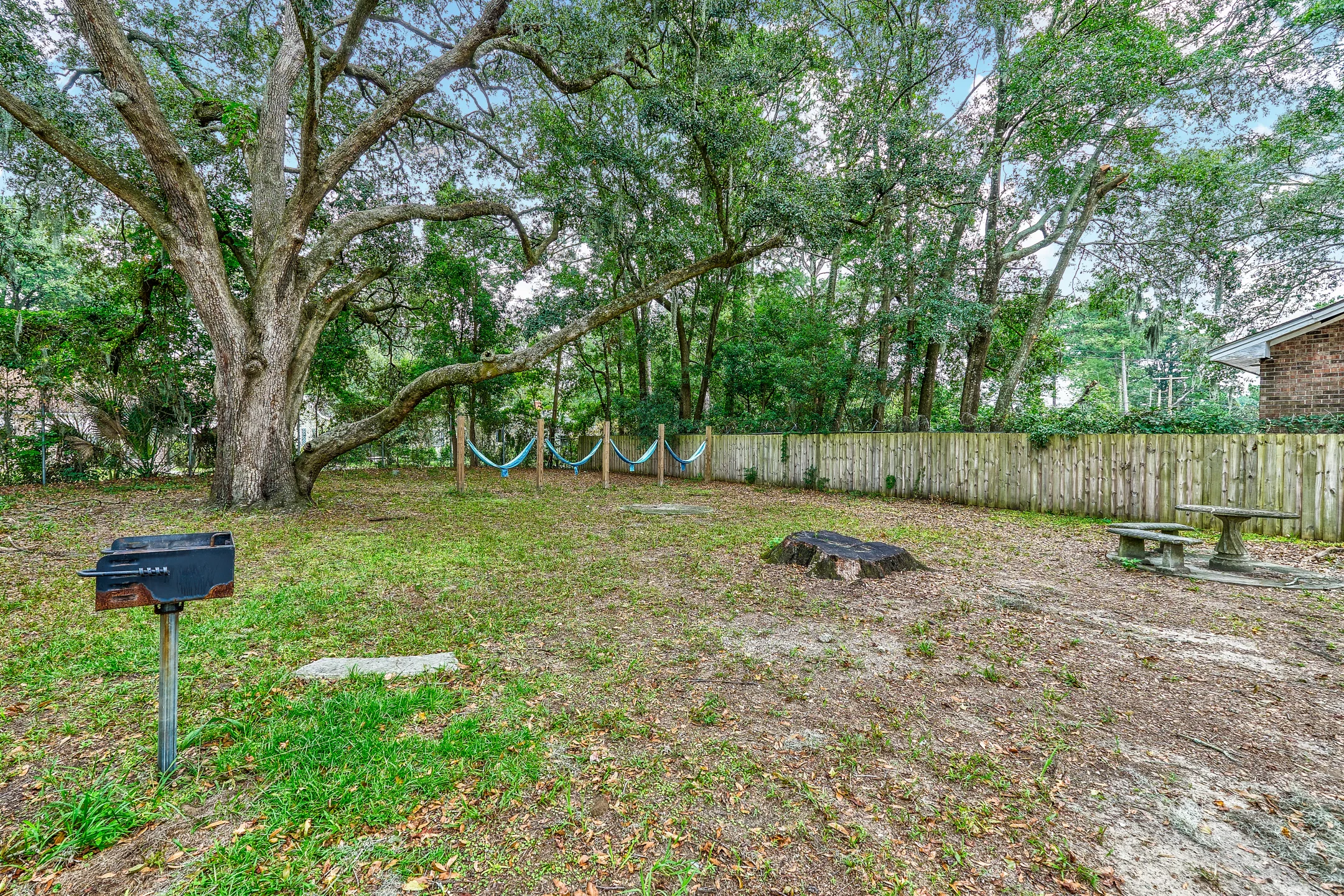 Ascend Midtown 2200 E Victory Dr Savannah, GA Apartments for Rent