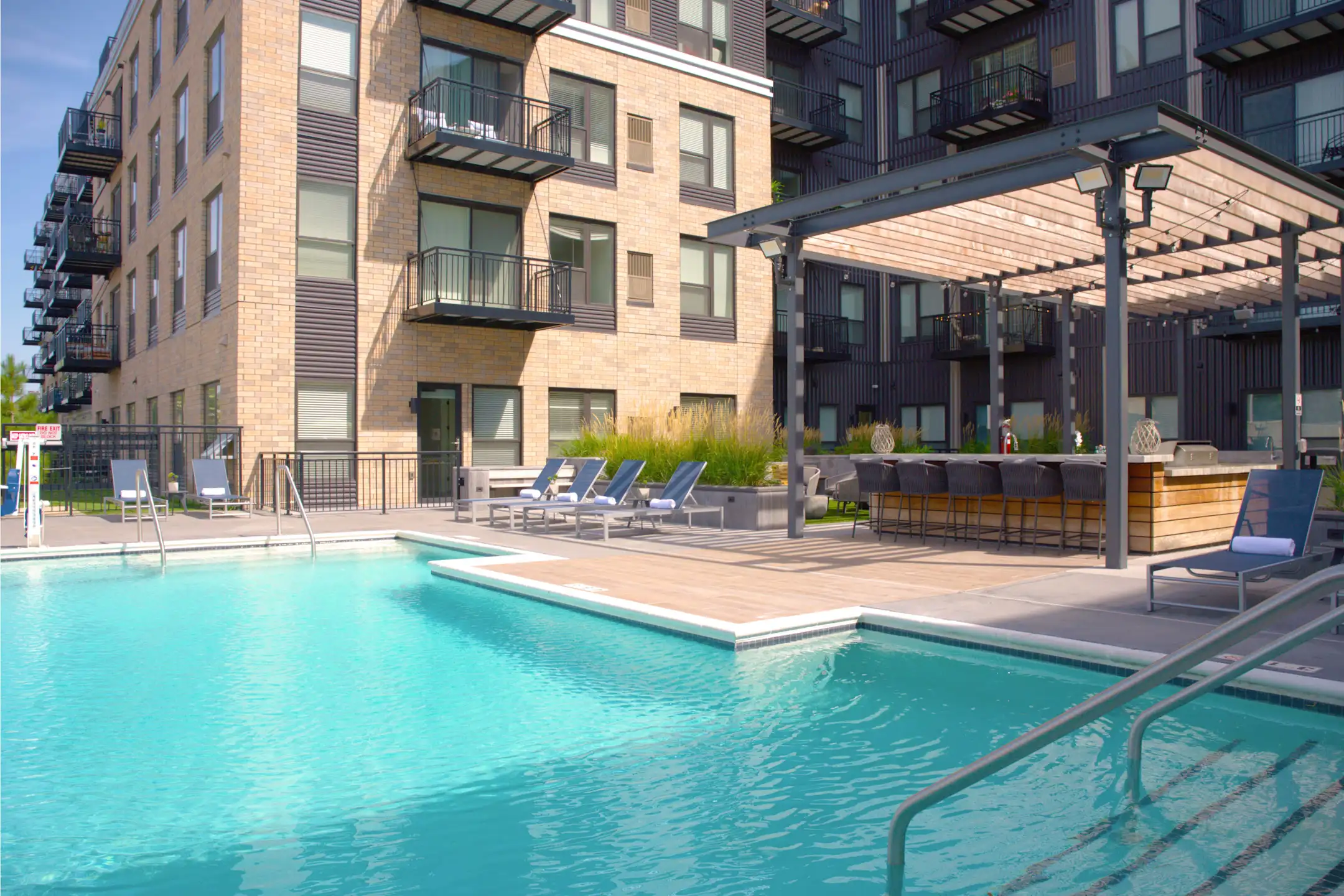 Pool - Millennium Edina - Edina, MN