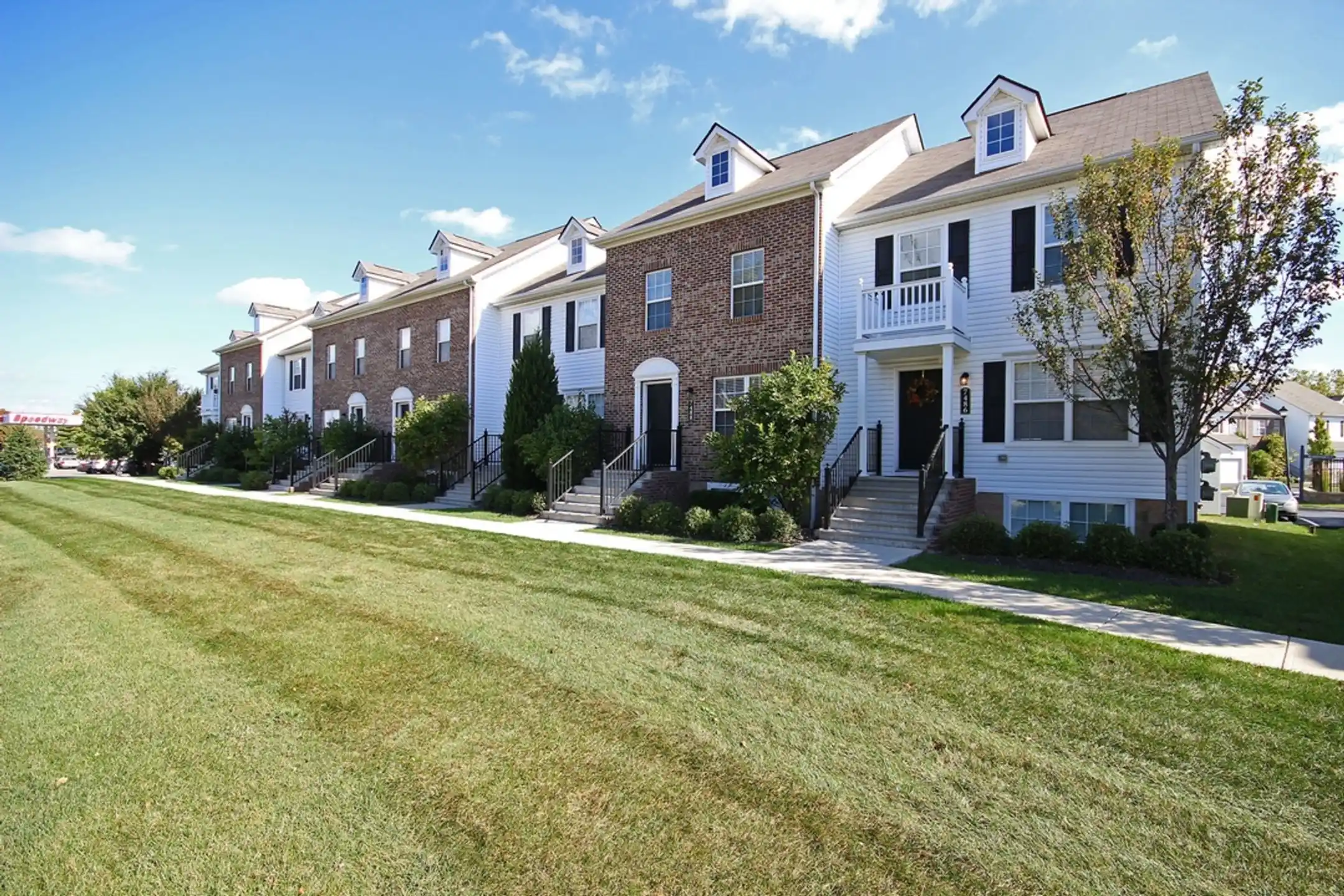 Traditions At Worthington Woods Apartments Worthington, OH 43085