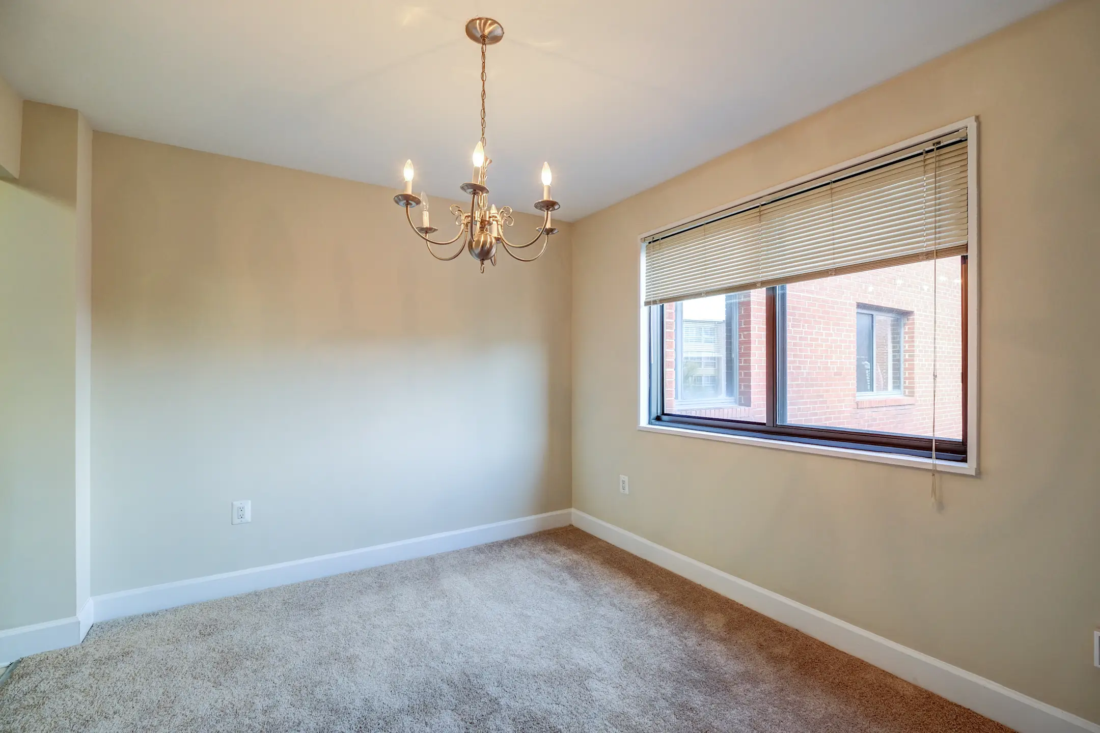 HOC Battery Lane 4998 Battery Lane Bethesda, MD Apartments for