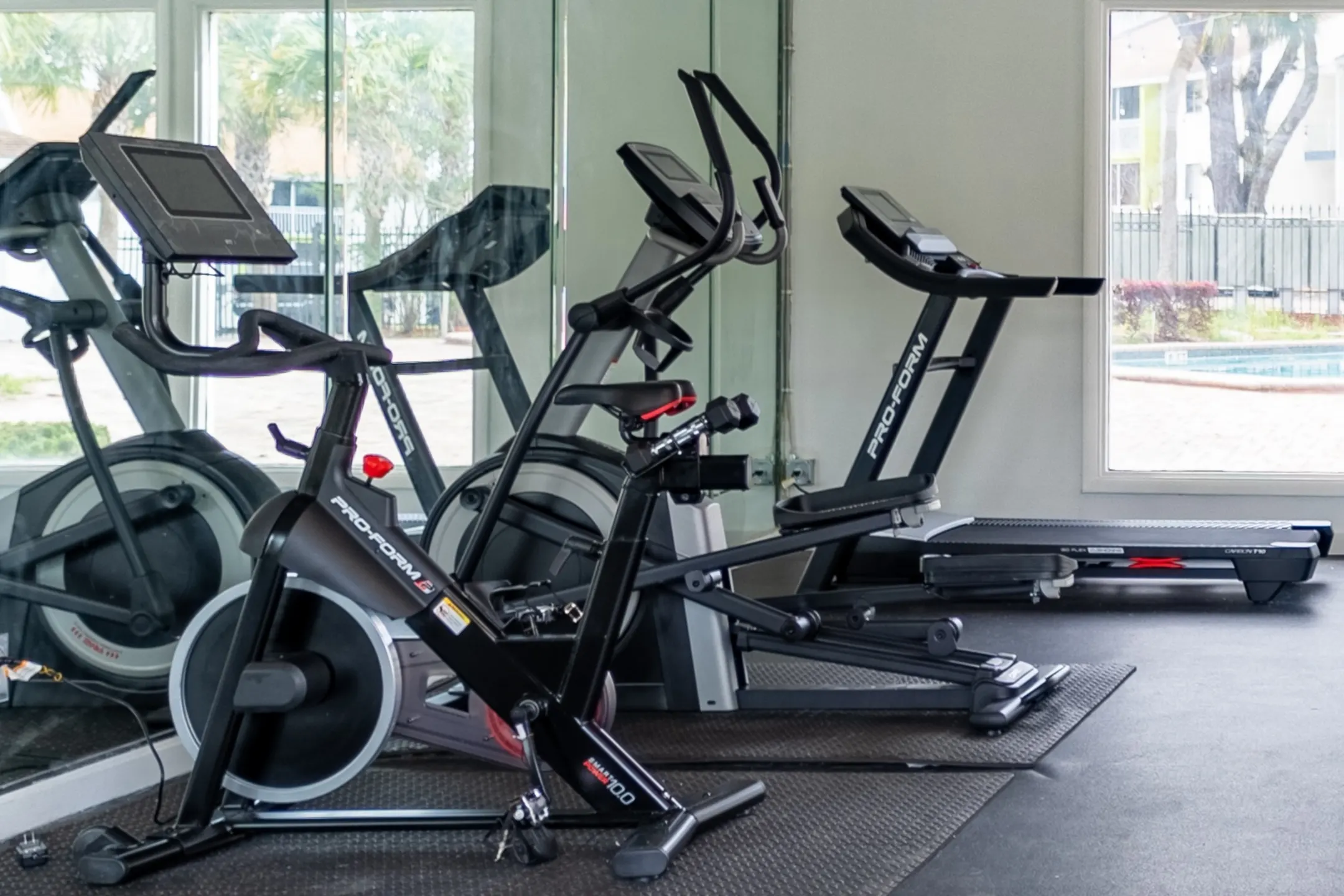 Fitness Weight Room - Red Bay Apartments - Jacksonville, FL
