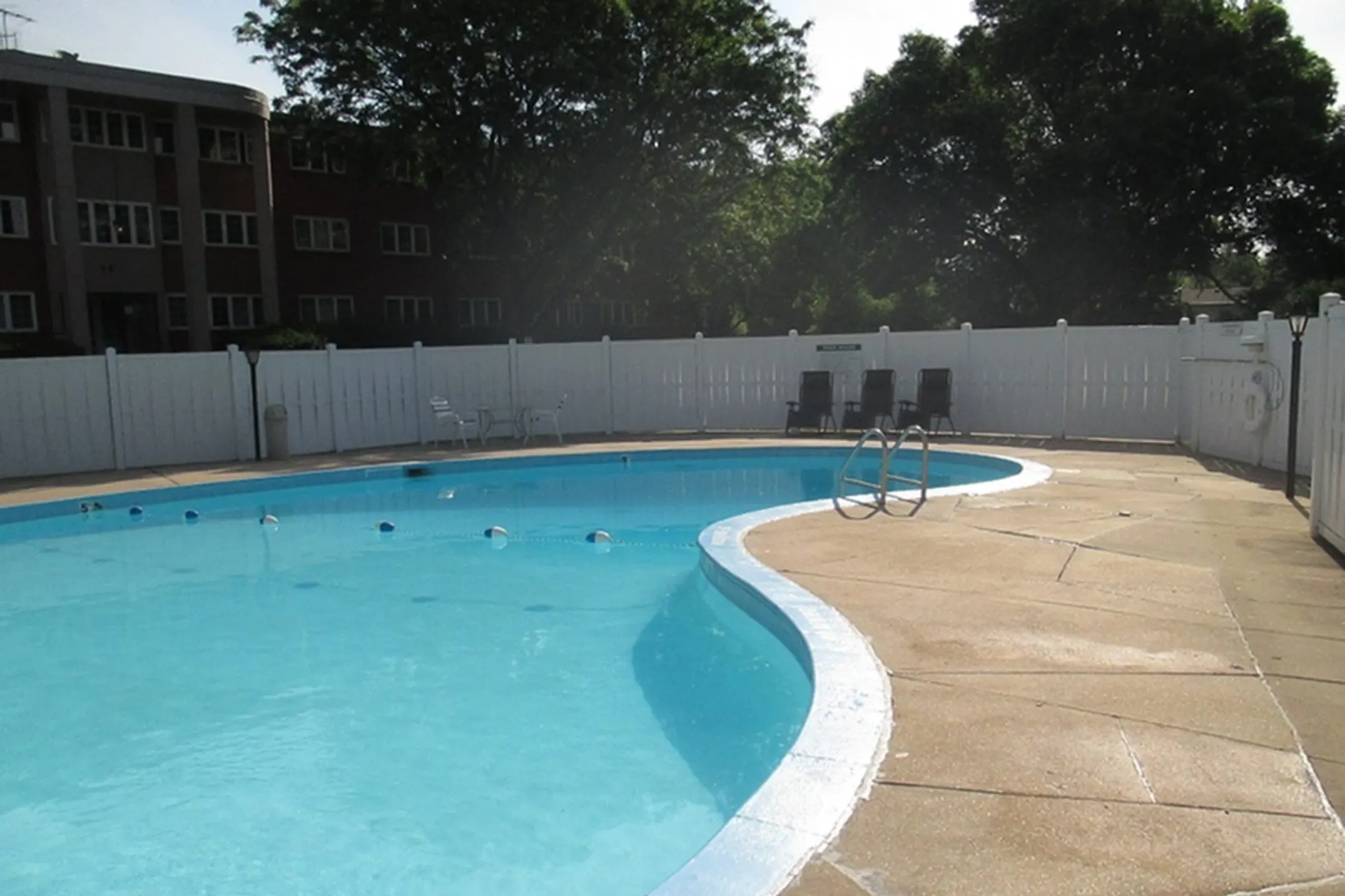 Clifton Estates Apartments 55 W Clifton Ave Sioux City, IA