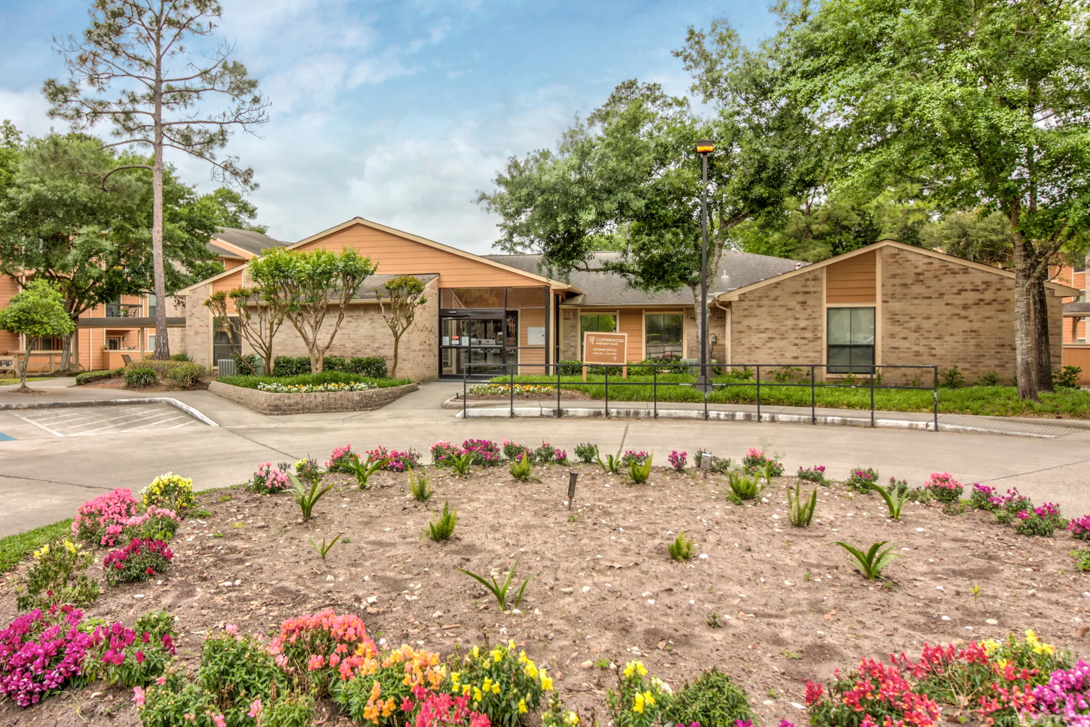 Ridgewood at Panther Creek 4407 S Panther Creek Dr The Woodlands