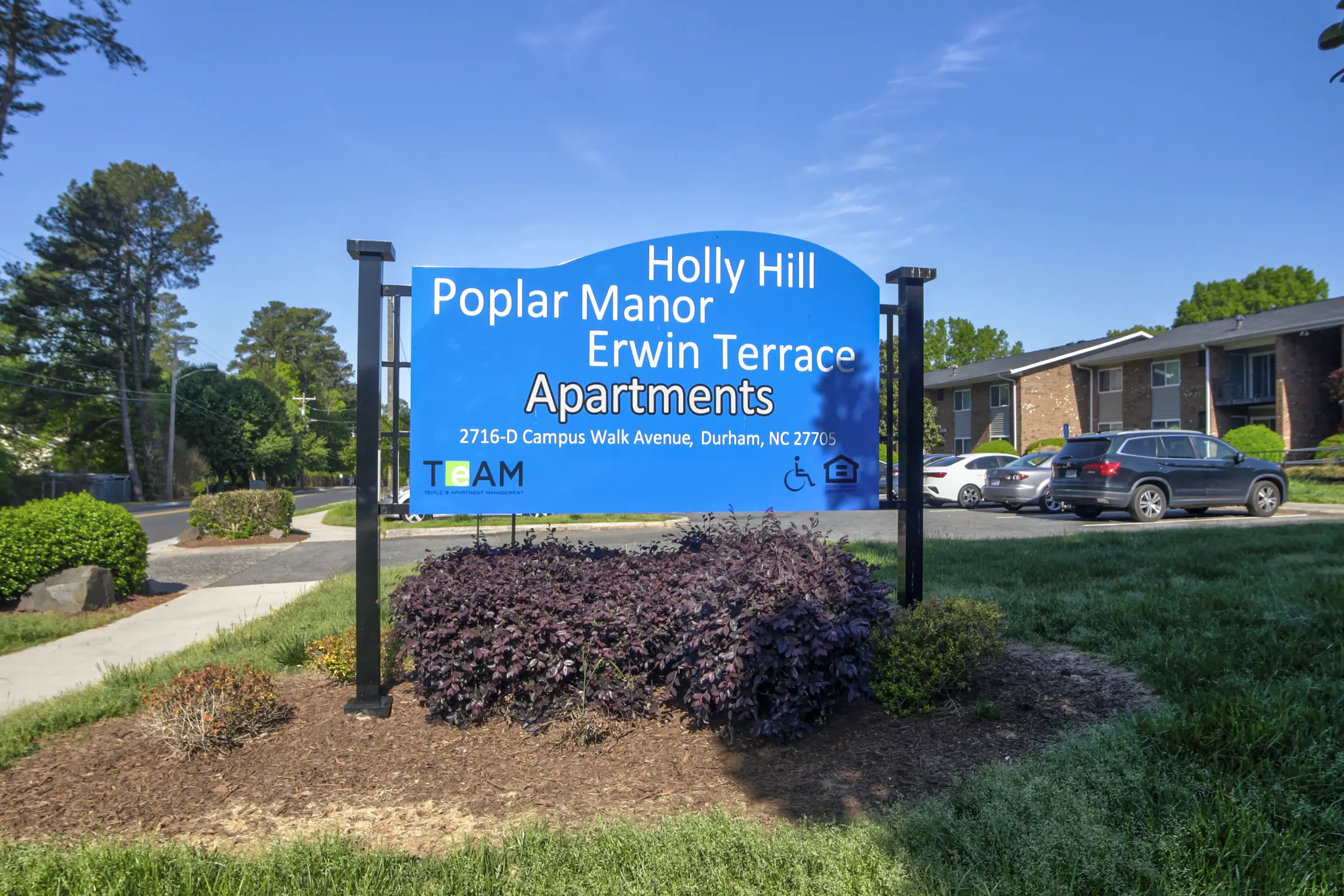 Community Signage - Holly Hill - Durham, NC