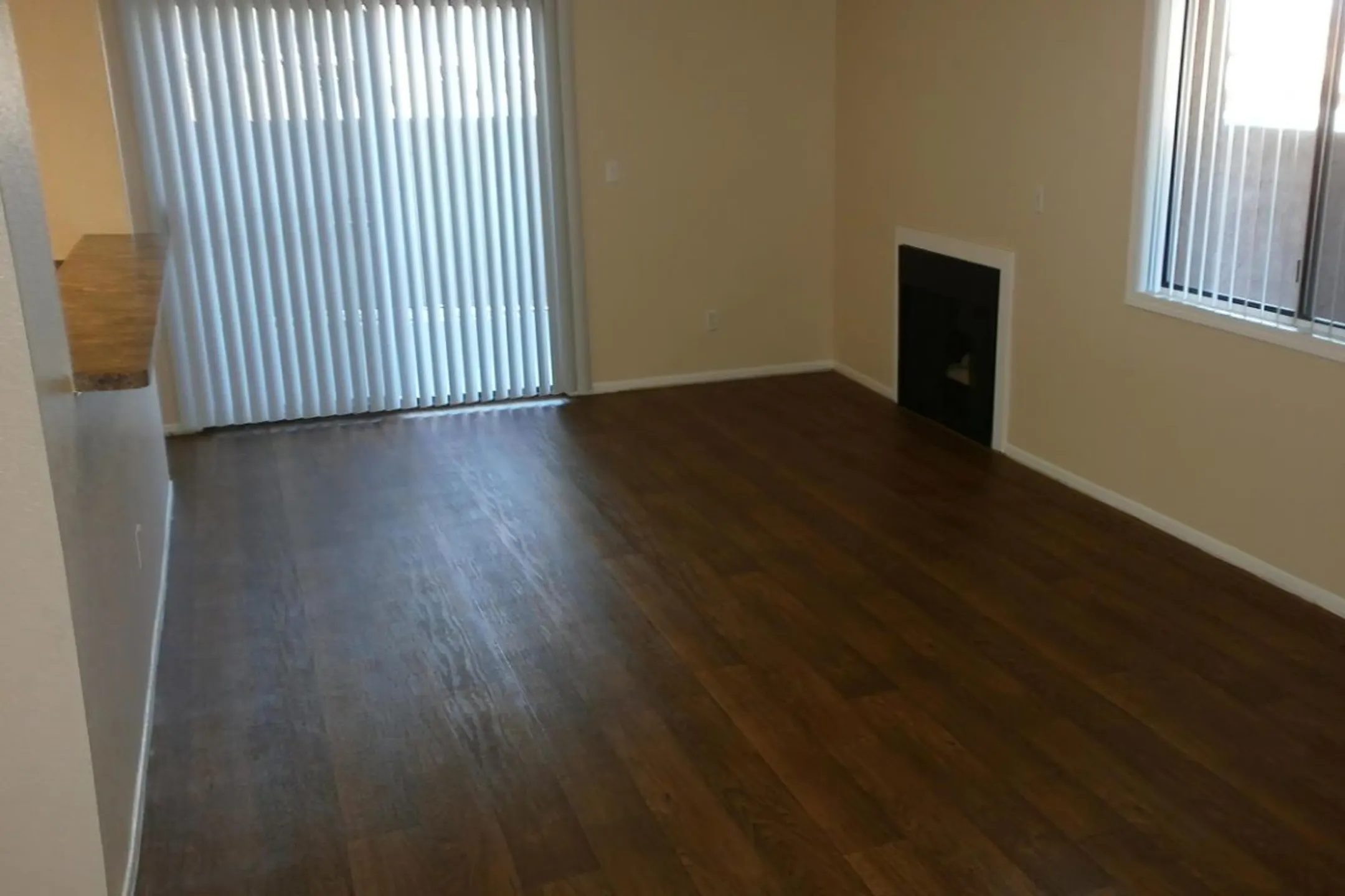 Madison Park Apartments - Riverside, CA