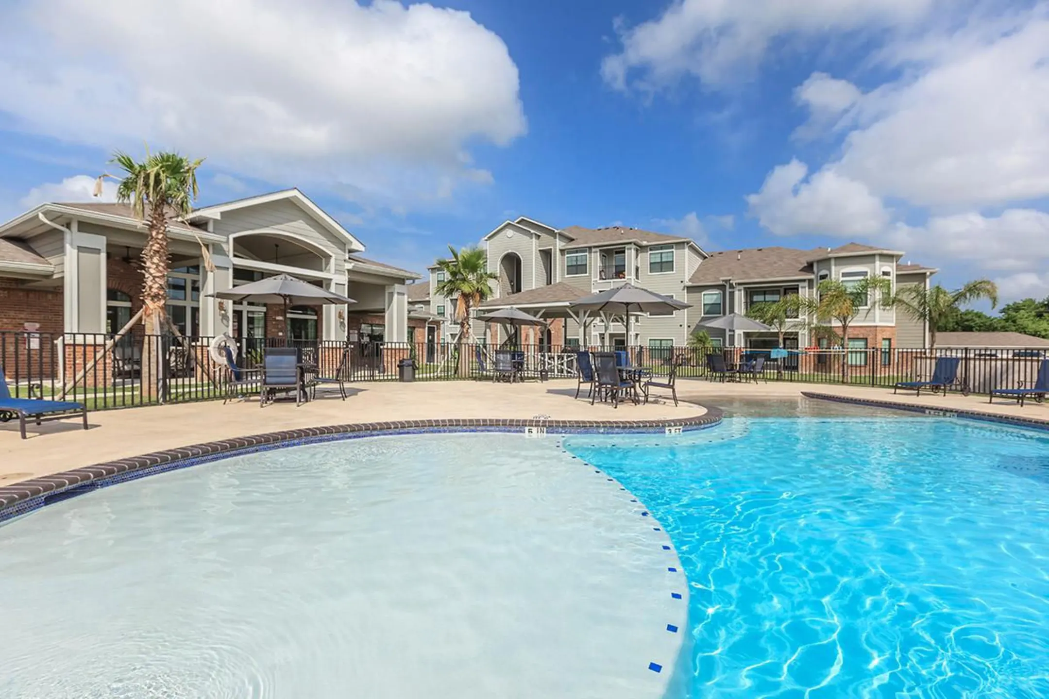 Pool - The Colony Apartments - Victoria, TX