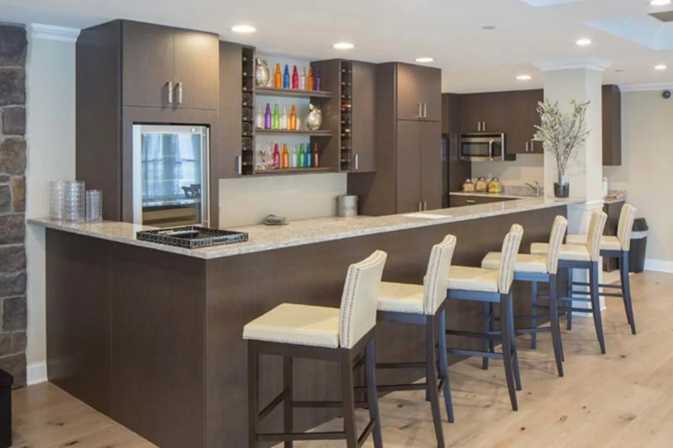 Fair Lawn Promenade 5 Promenade Blvd Fair Lawn, NJ Apartments for