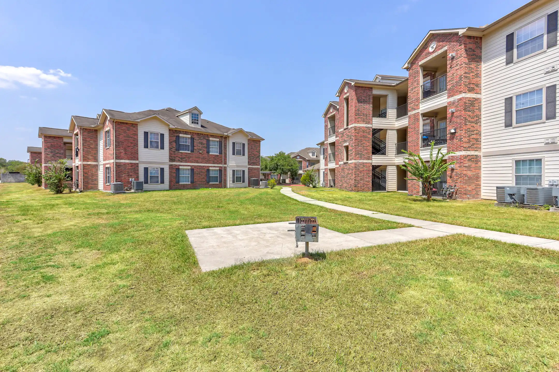 Atascocita Pines Apartments Humble, TX 77396